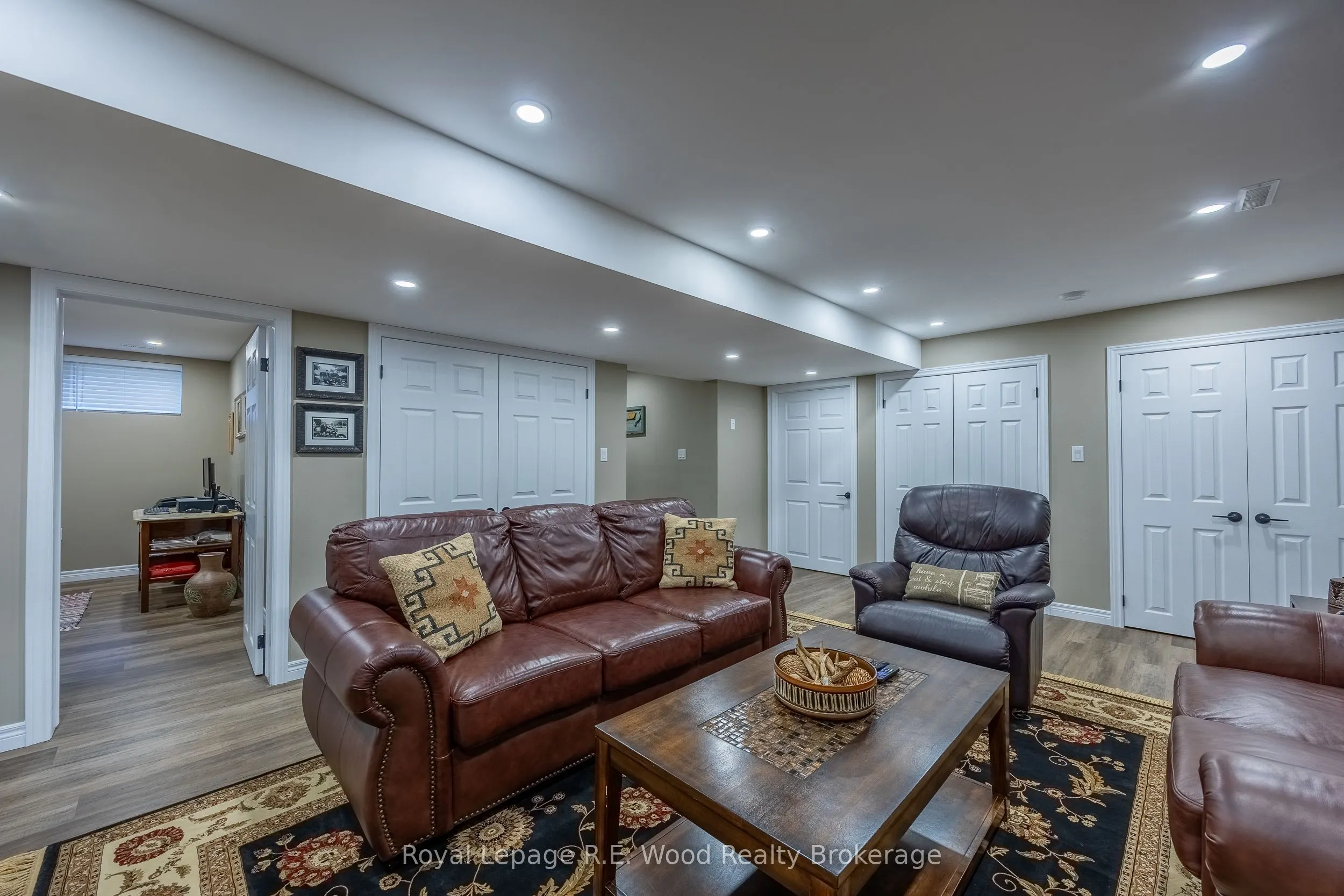 3 Otterview Drive