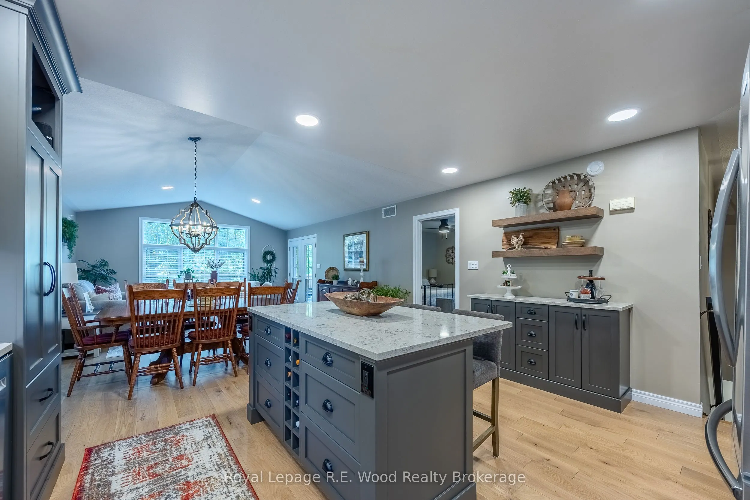 3 Otterview Drive