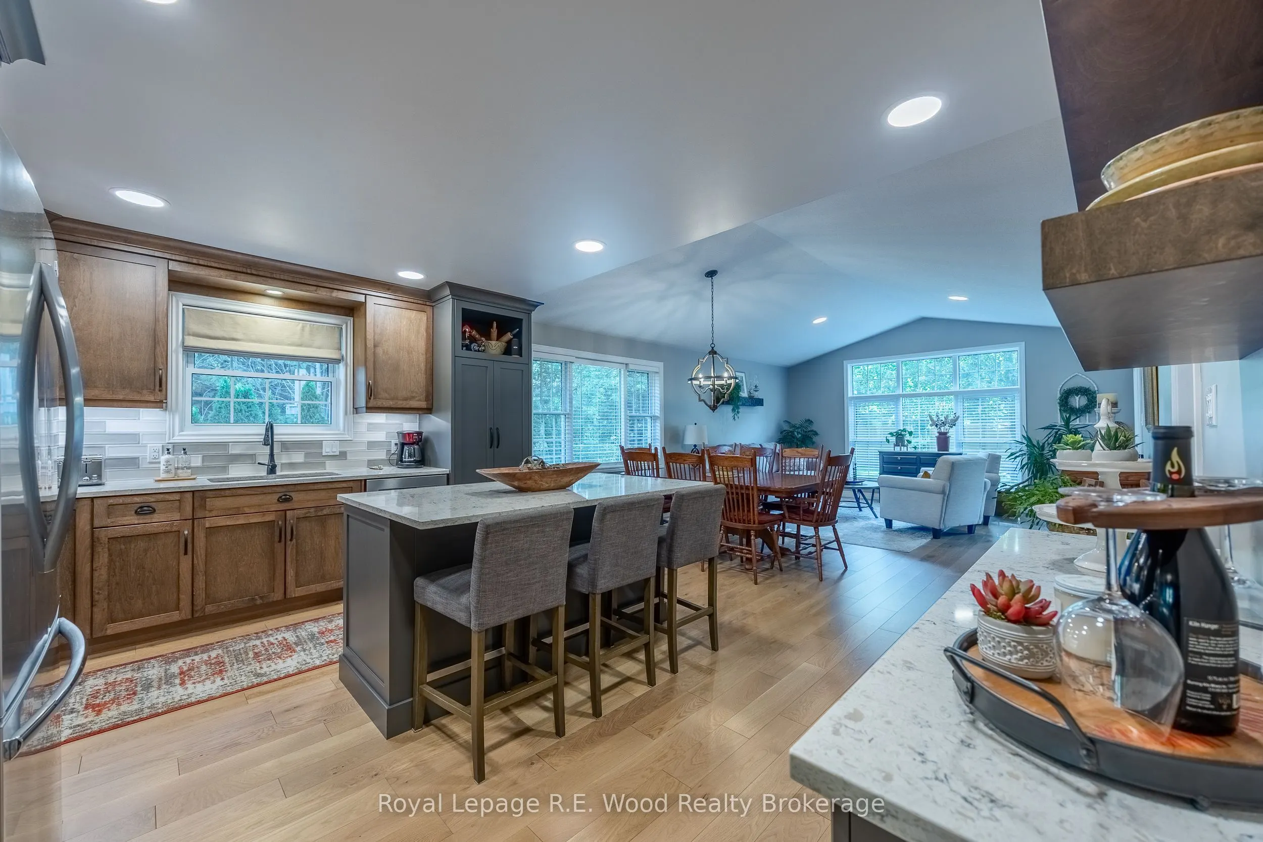 3 Otterview Drive