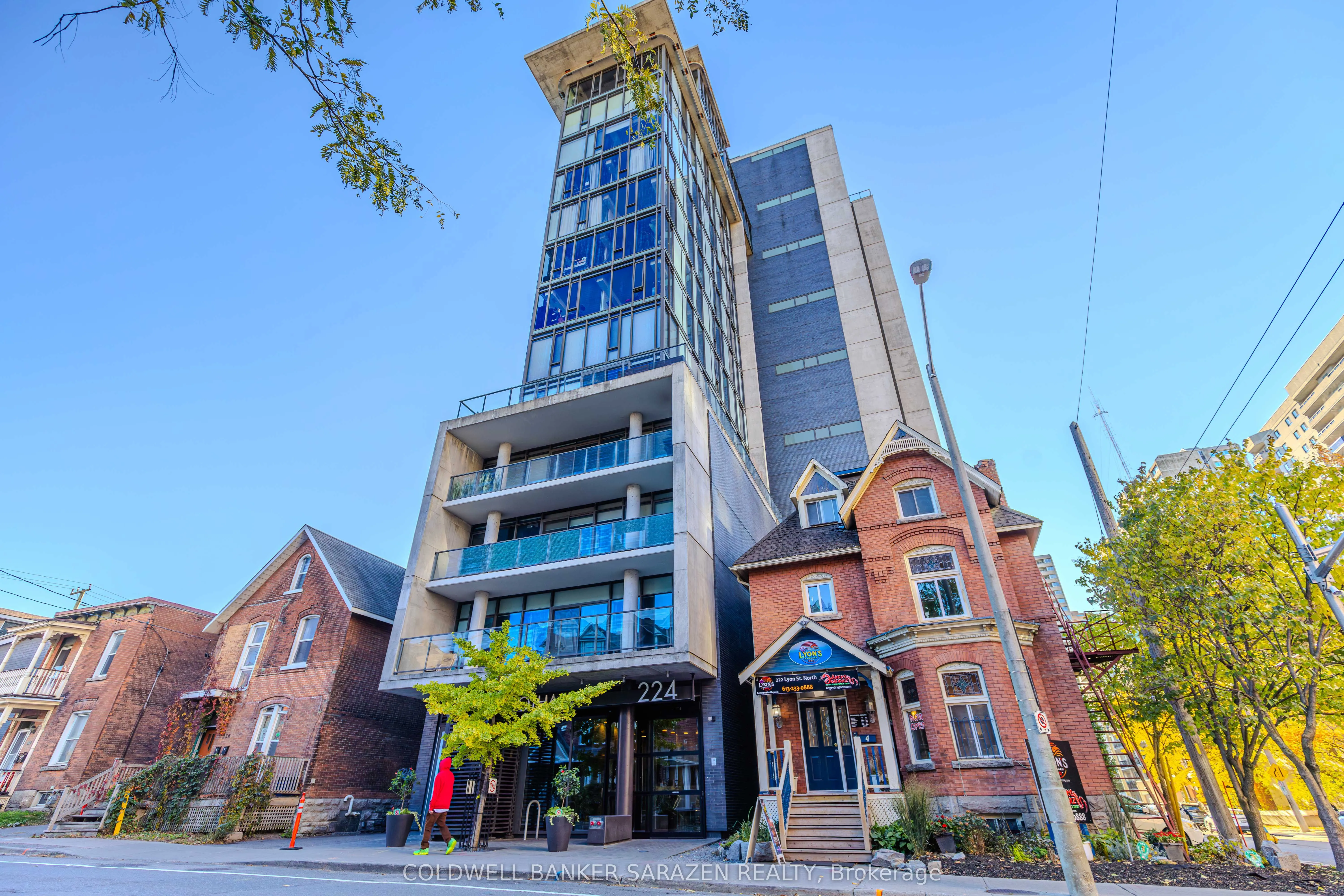 224 Lyon Street N #1308