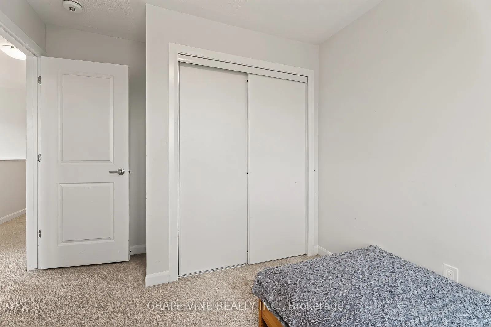 533 Winterset Road