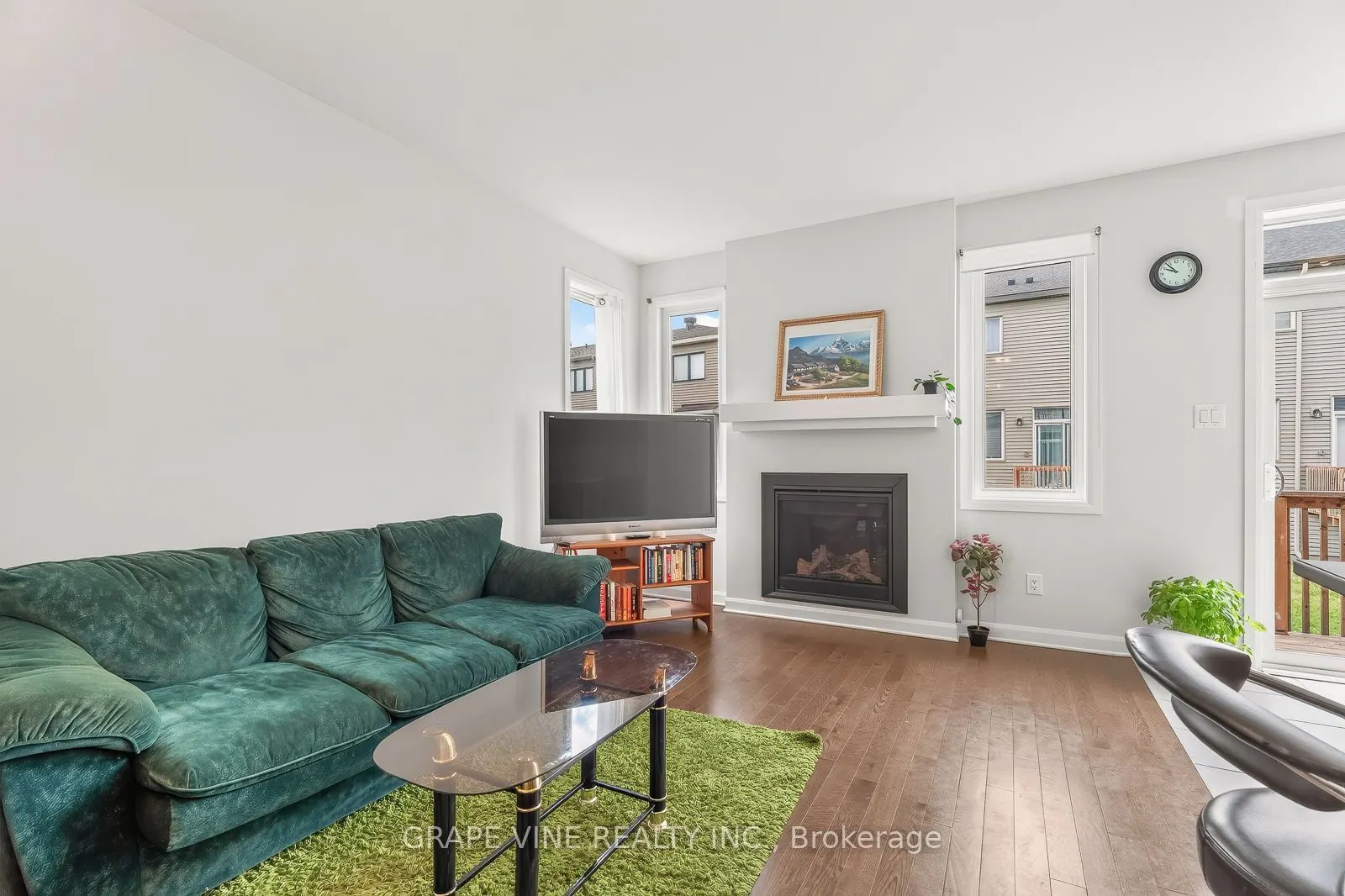 533 Winterset Road