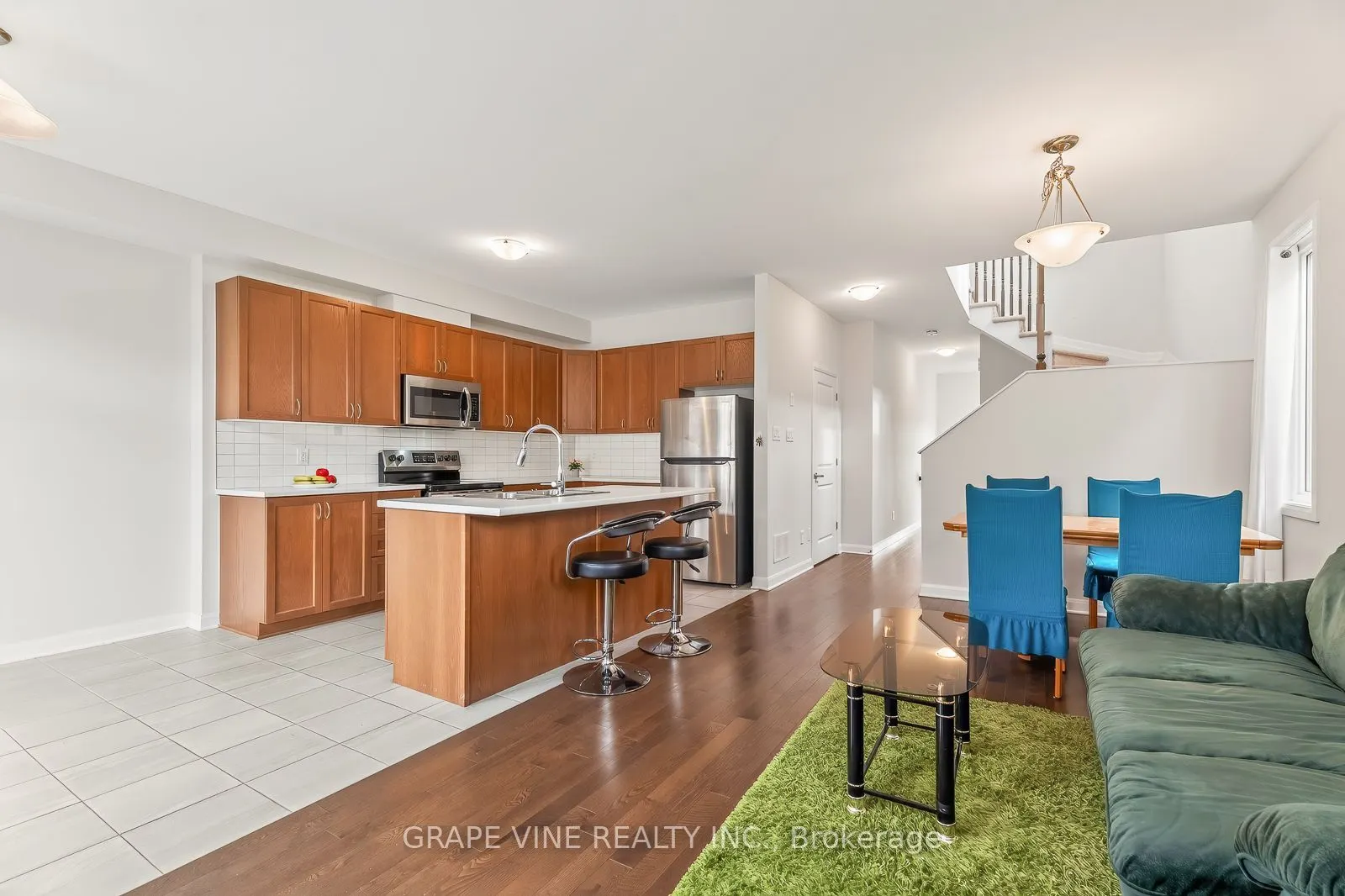 533 Winterset Road