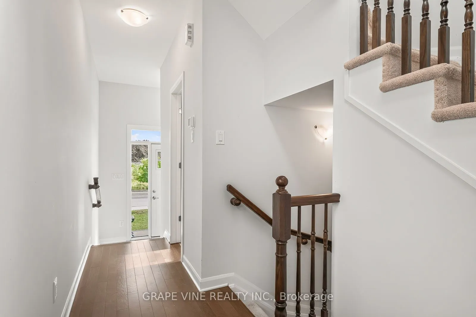 533 Winterset Road