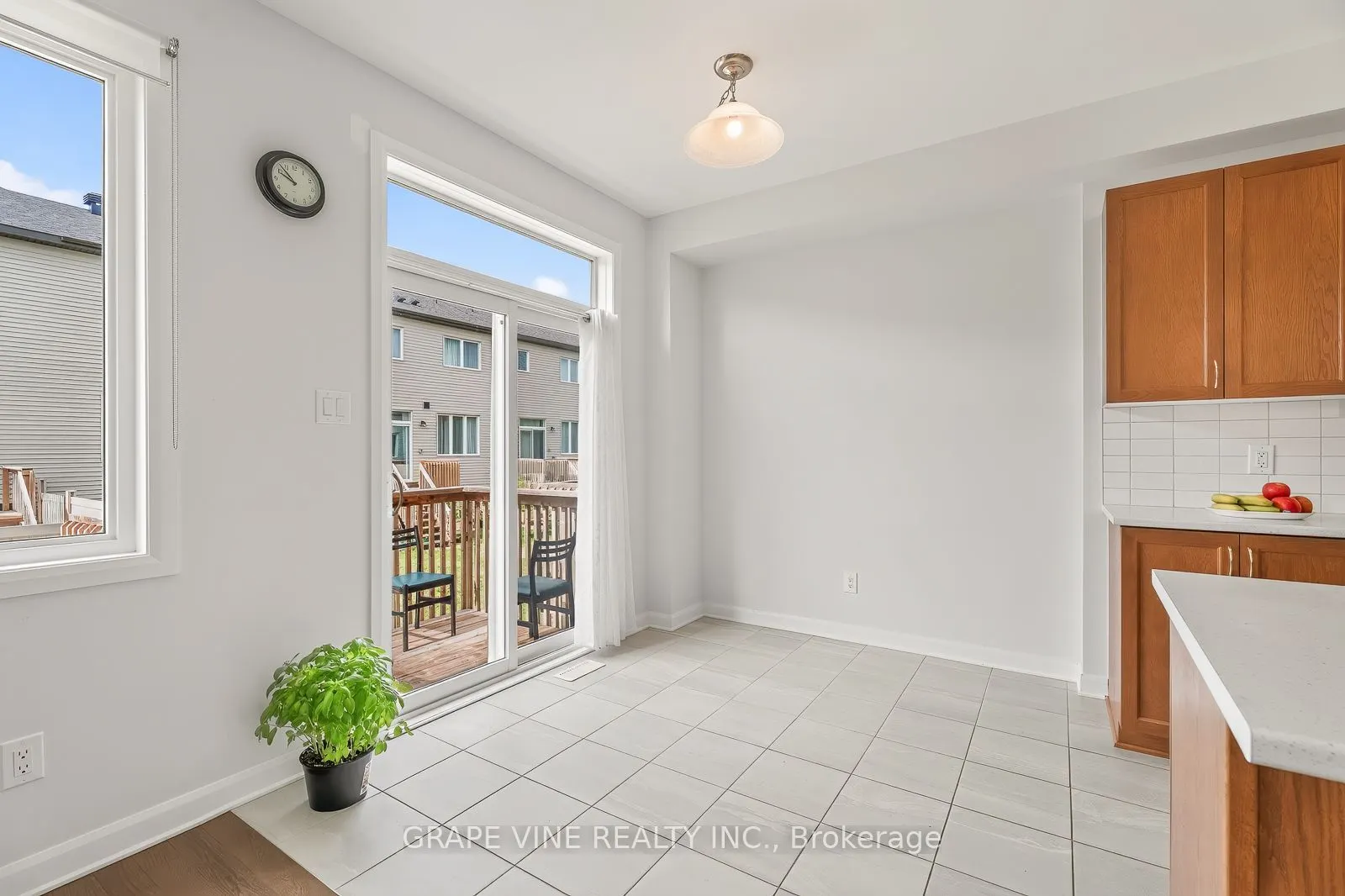 533 Winterset Road