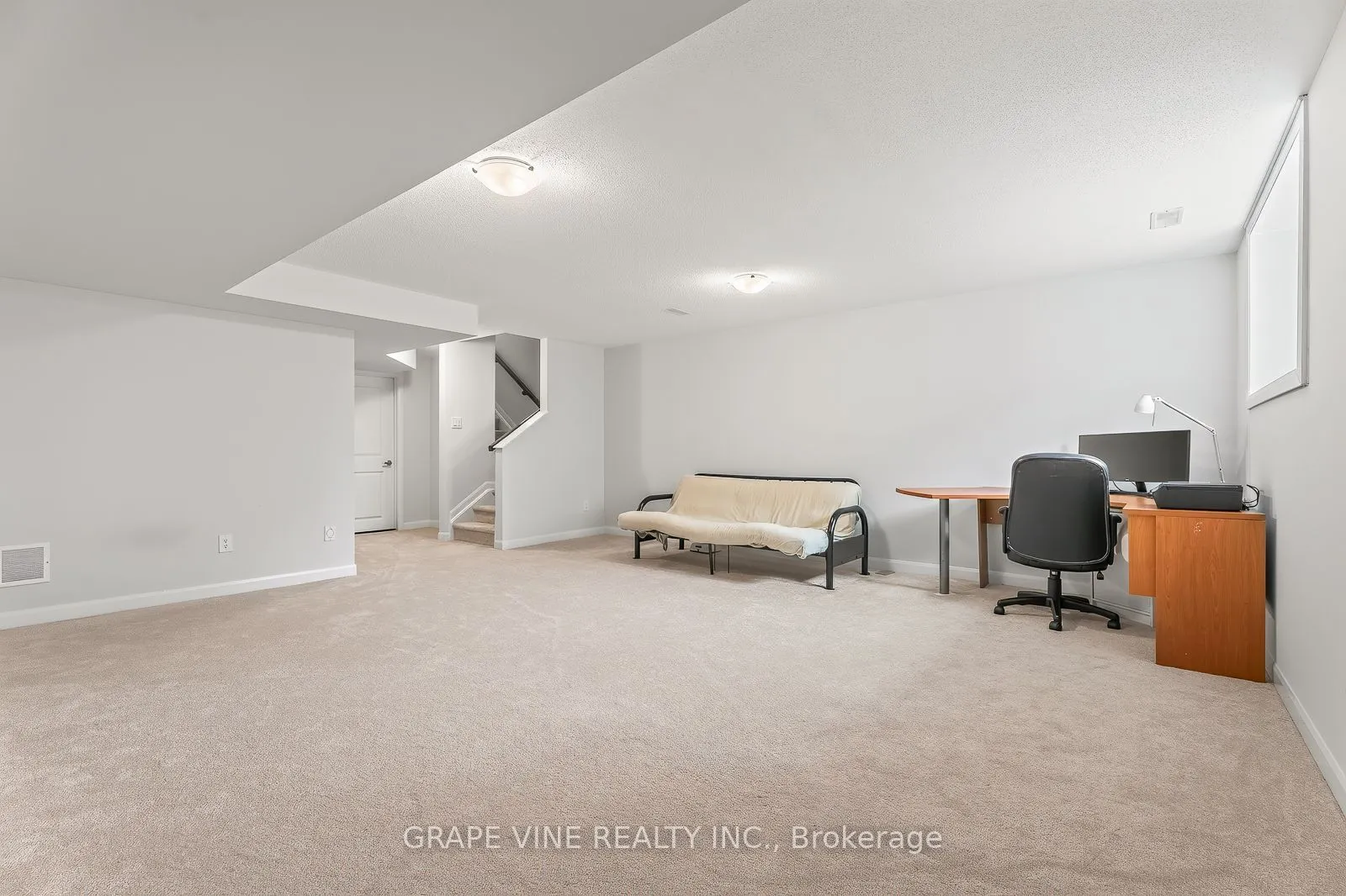 533 Winterset Road