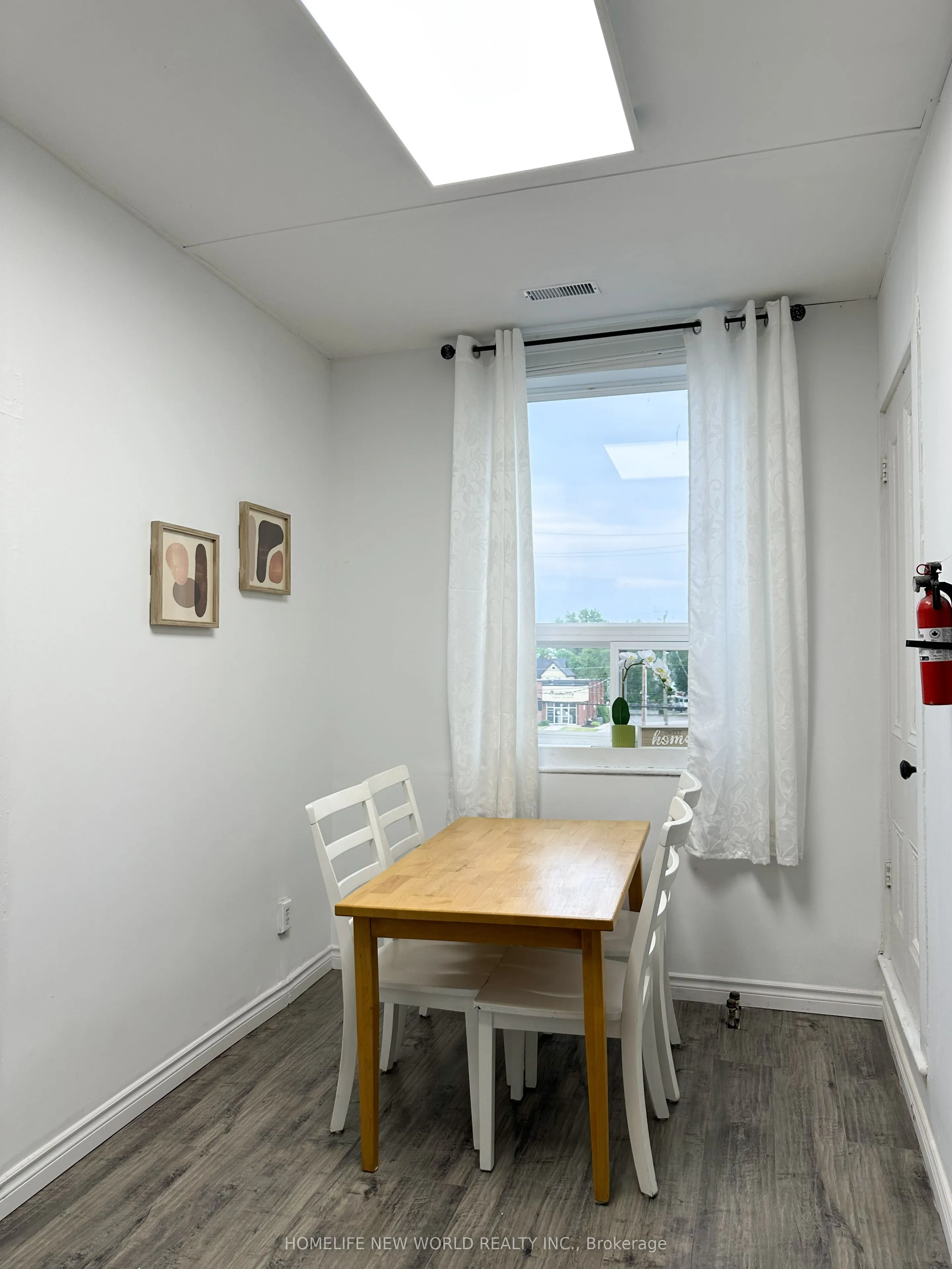 11 King Street E #11 U