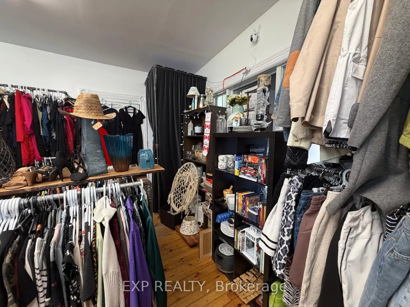 889 Bank Street #B