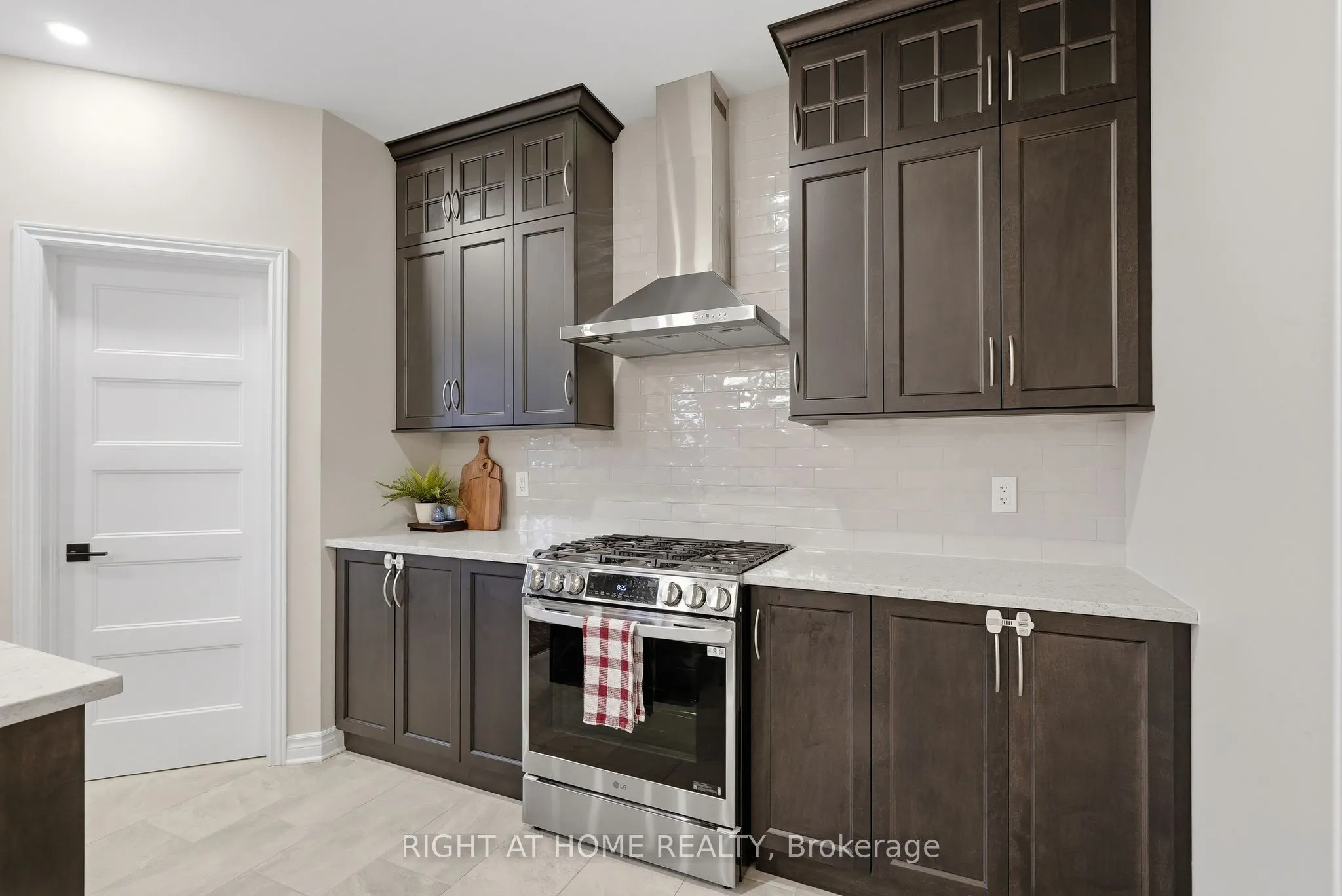 1334 Fribourg Street