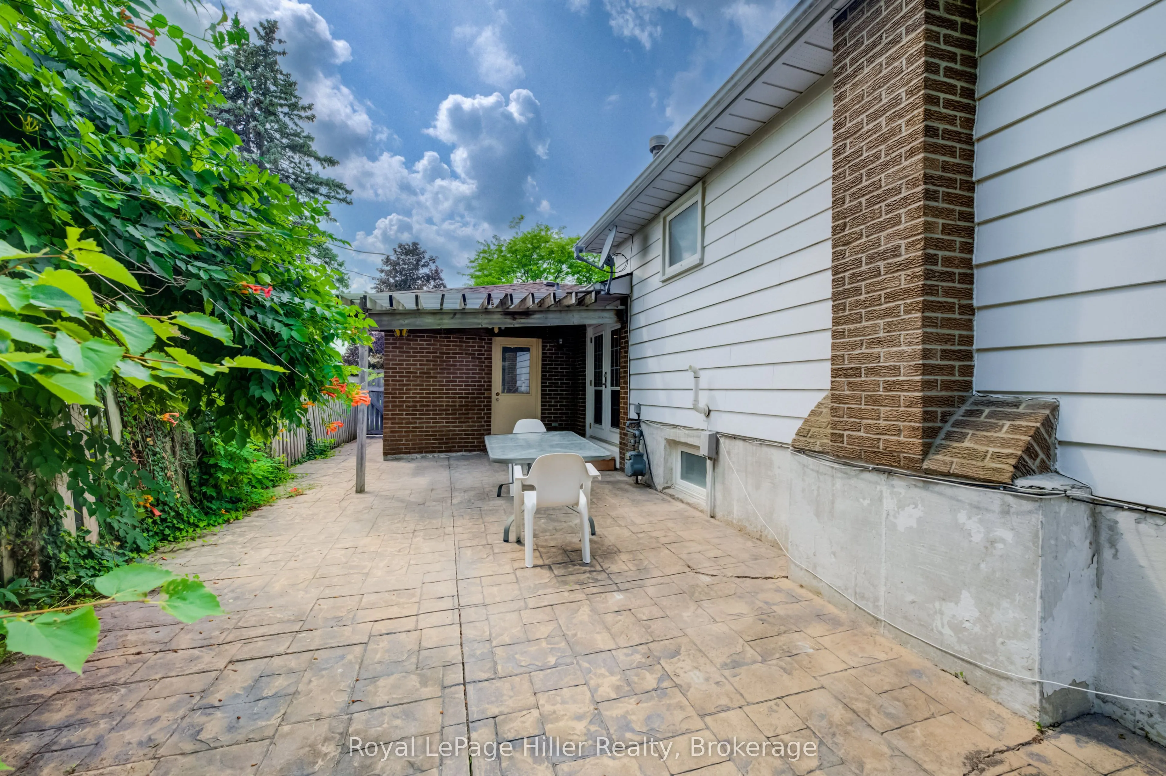 373 Willow Street