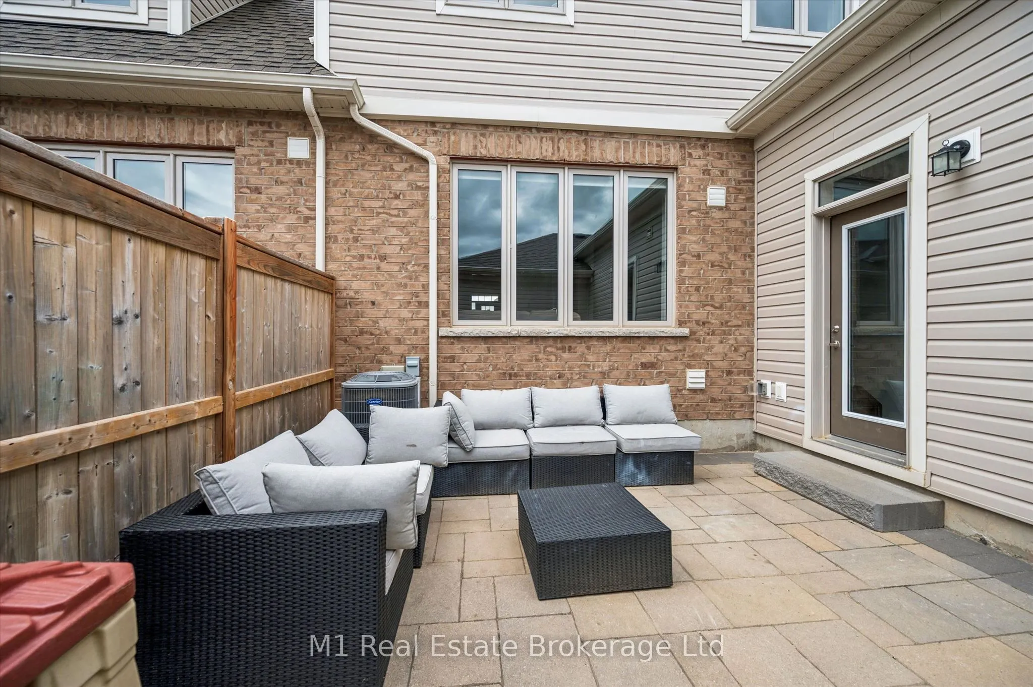 65 Elliot Avenue E #3