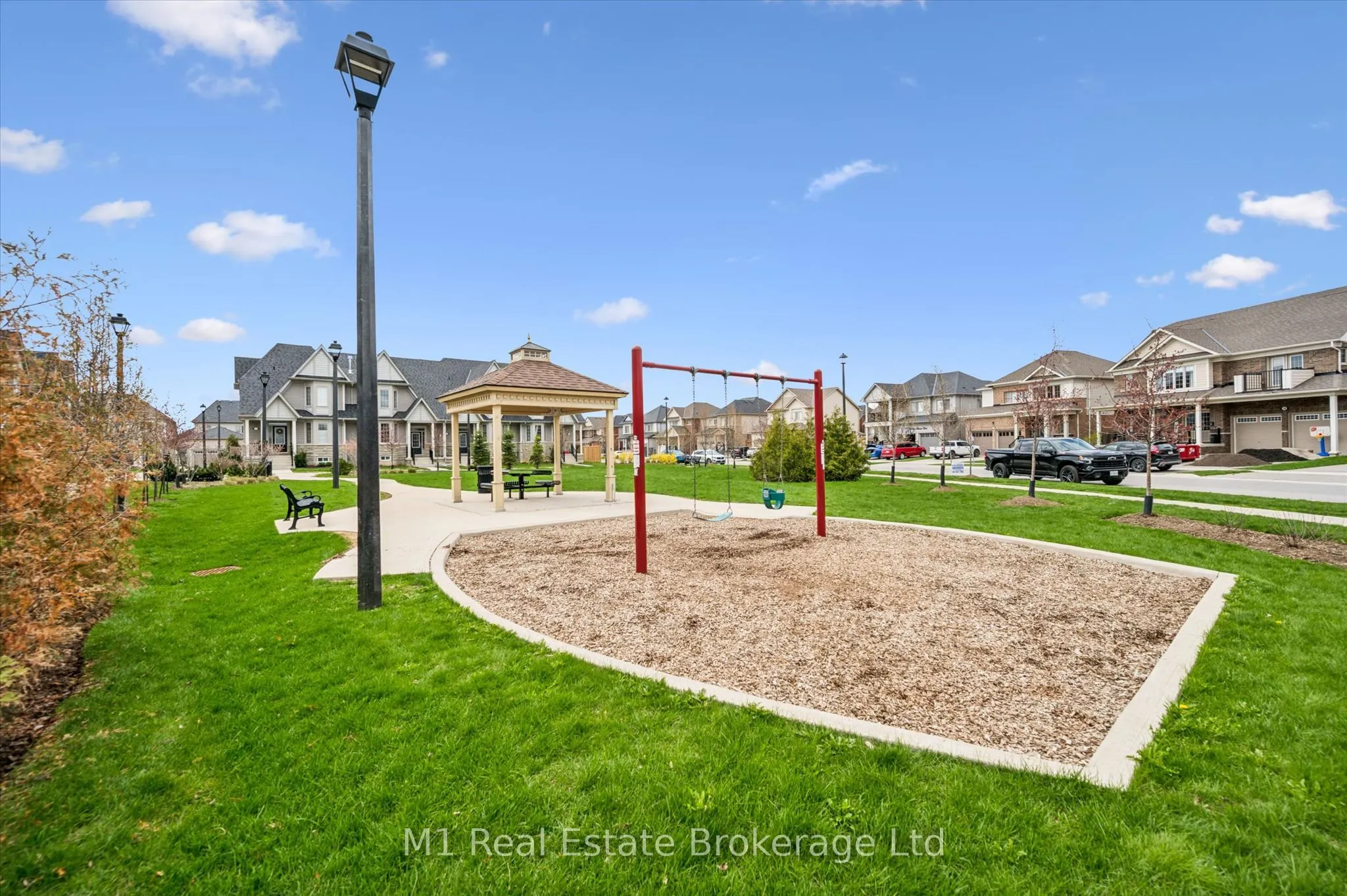 65 Elliot Avenue E #3