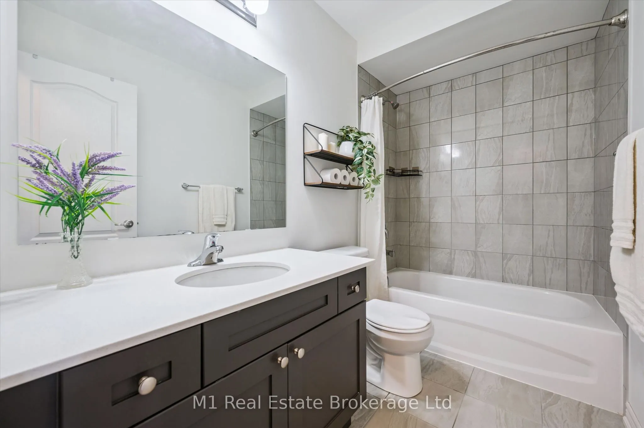 65 Elliot Avenue E #3
