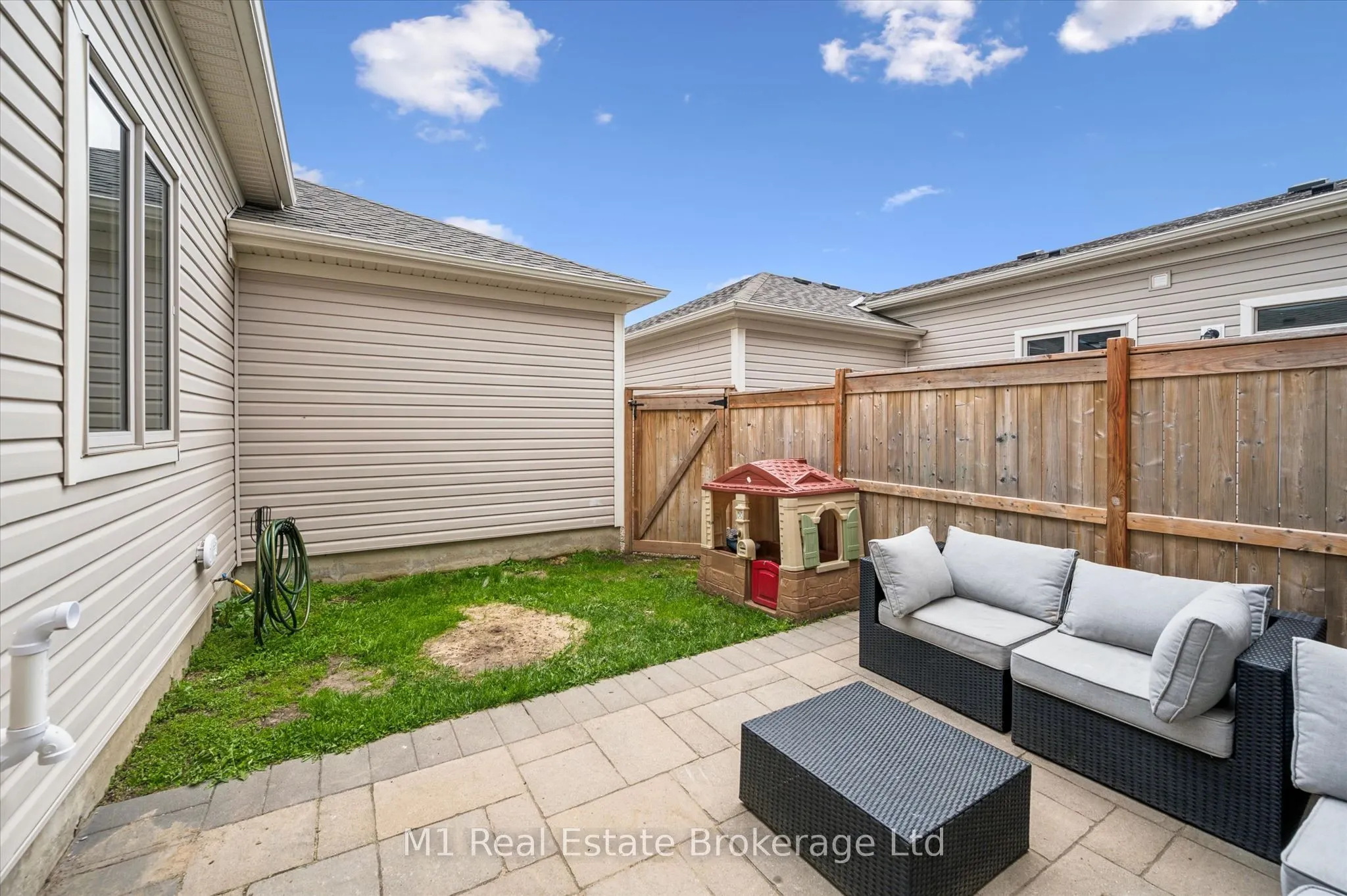 65 Elliot Avenue E #3