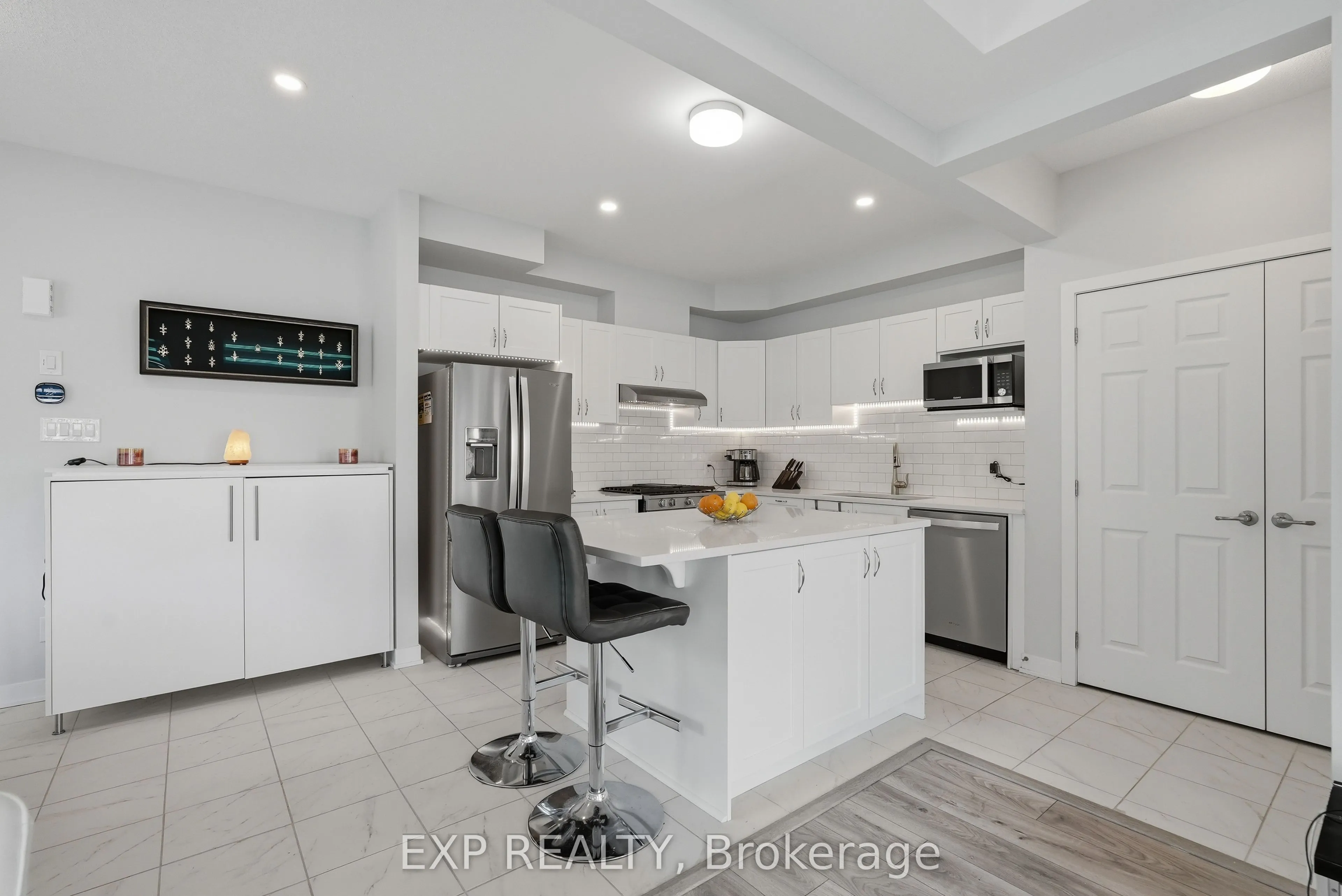 256 Billrian Crescent