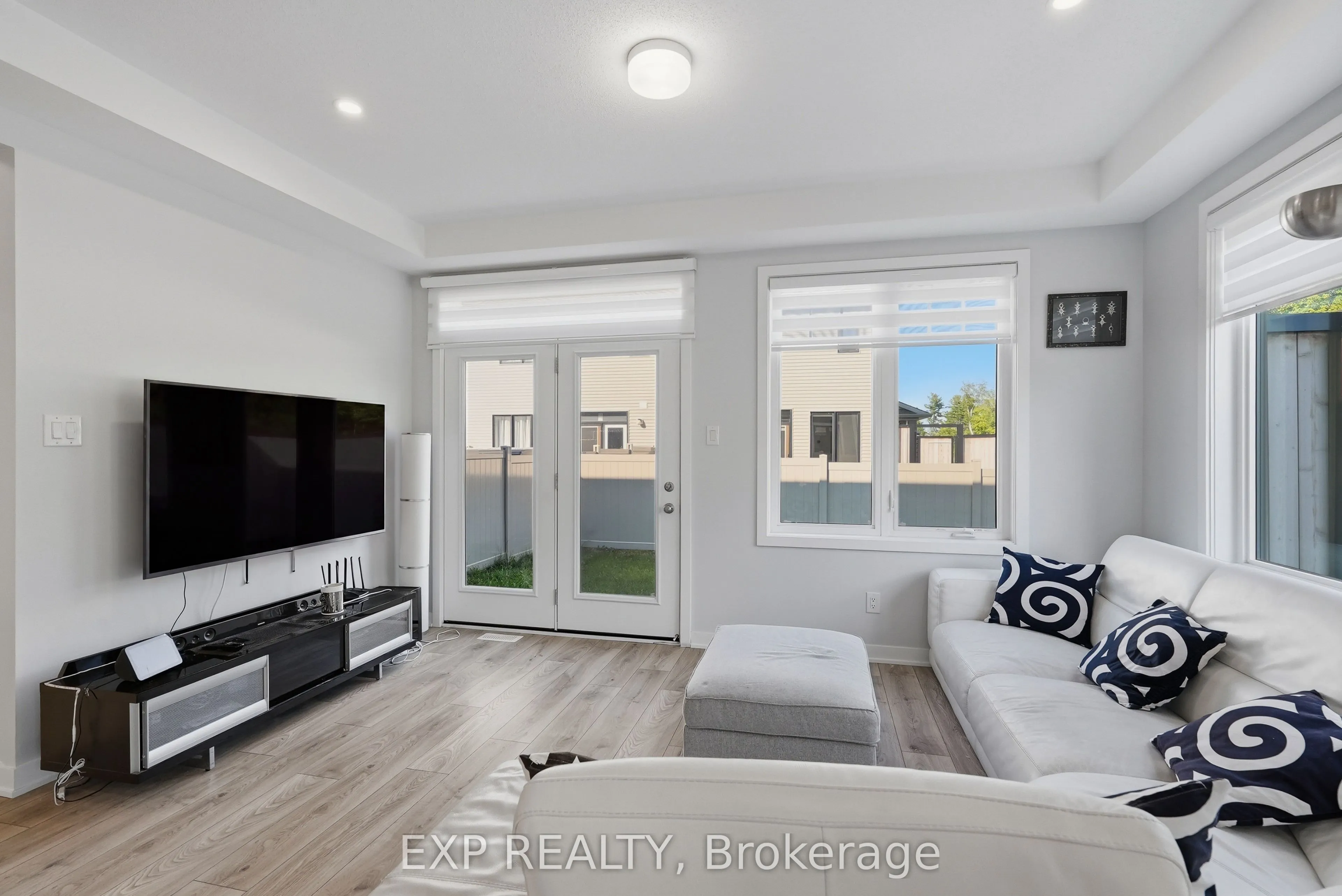 256 Billrian Crescent