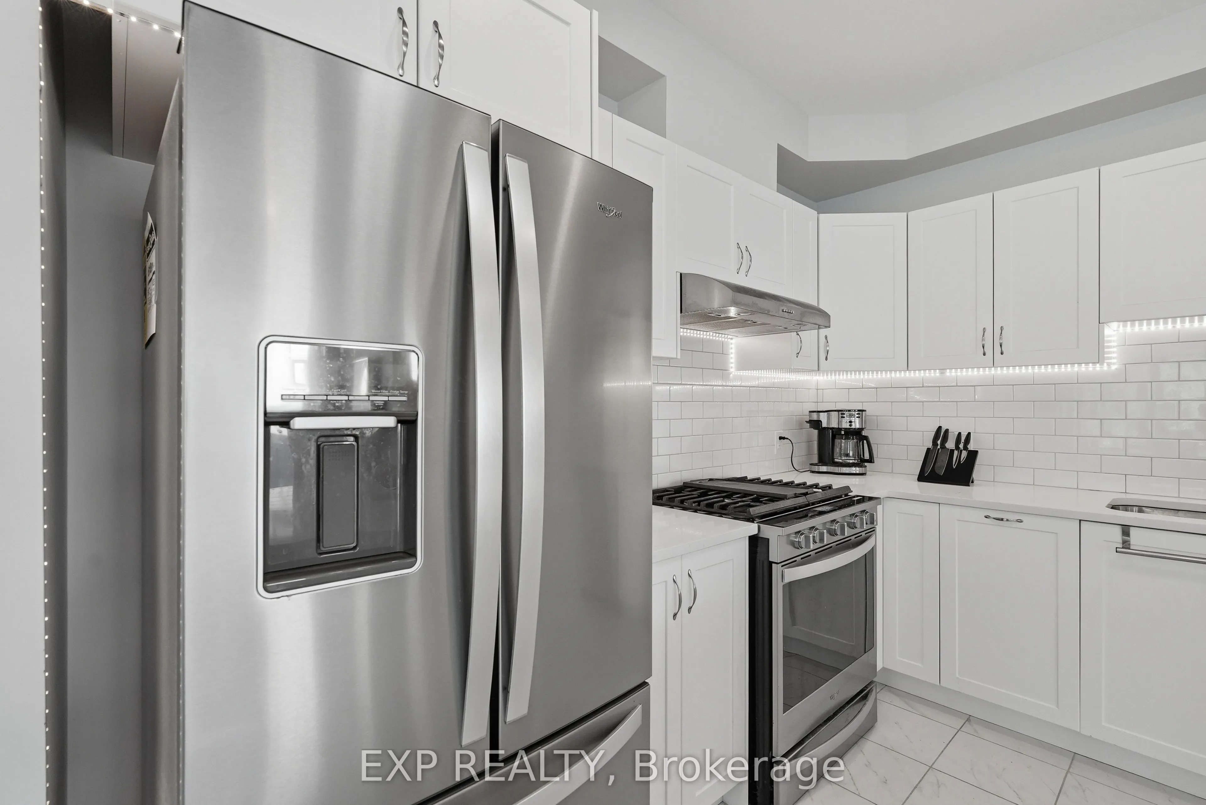 256 Billrian Crescent