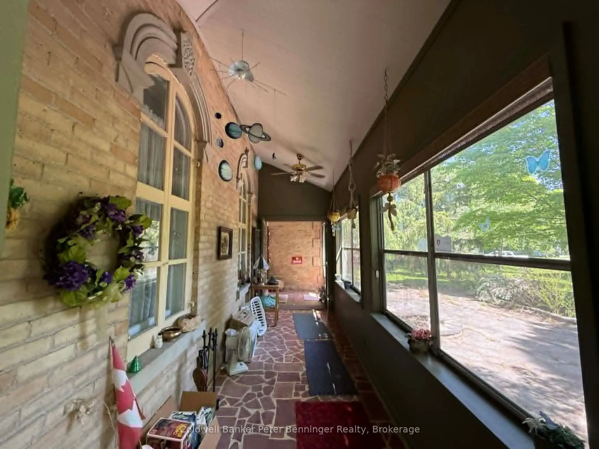 538 Queen Street N