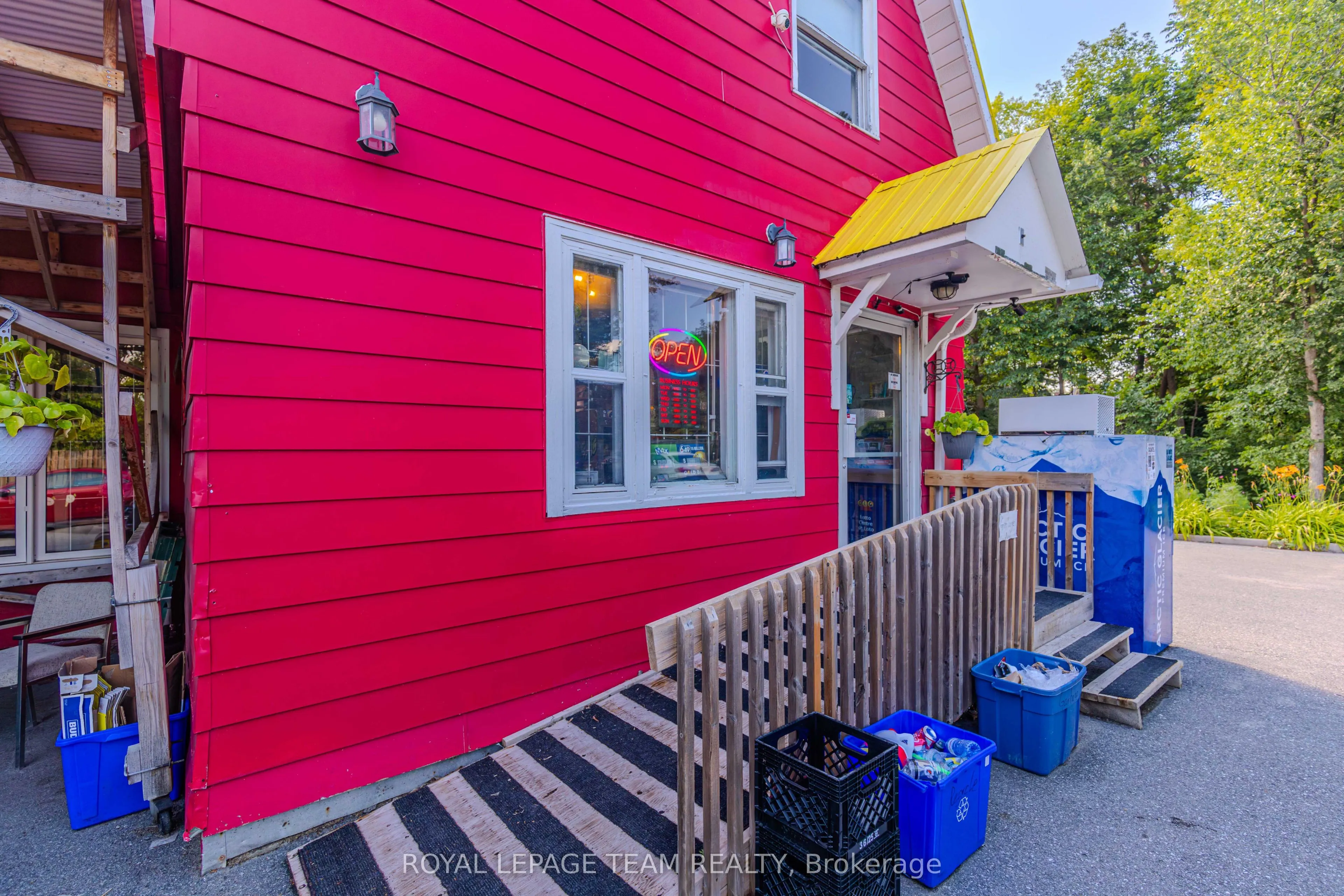 3744 Carp Road