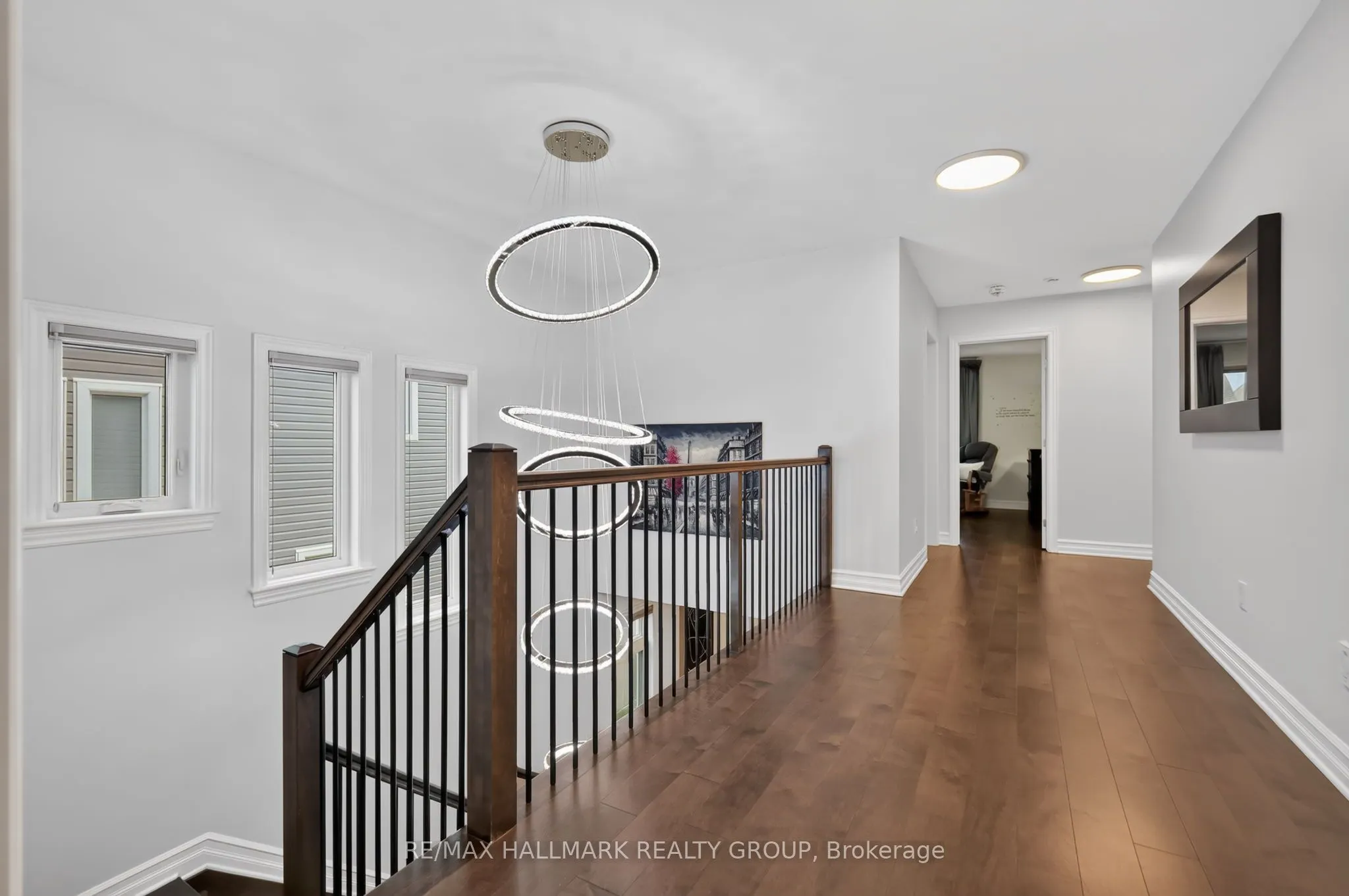 878 EXCURSION Way