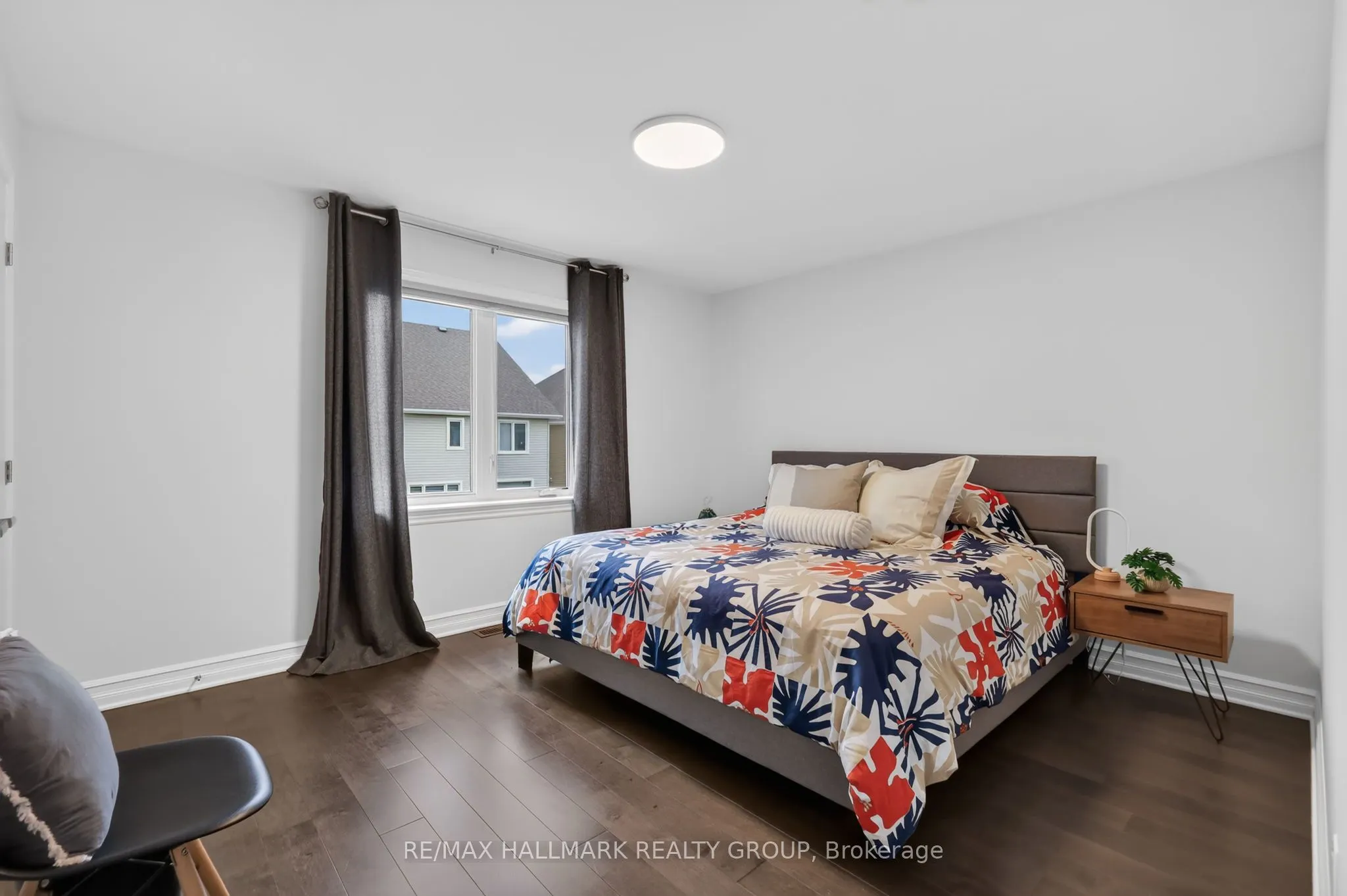 878 EXCURSION Way