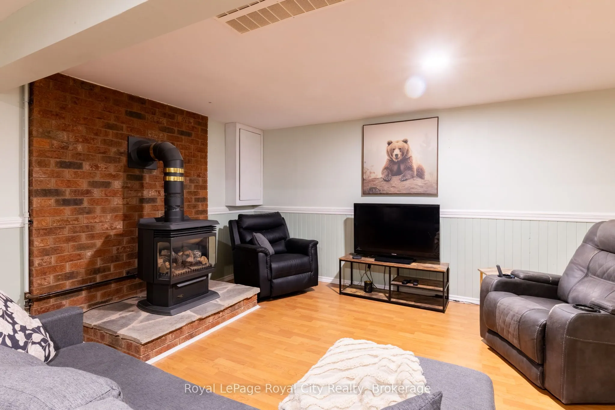 245 Elmira Road S