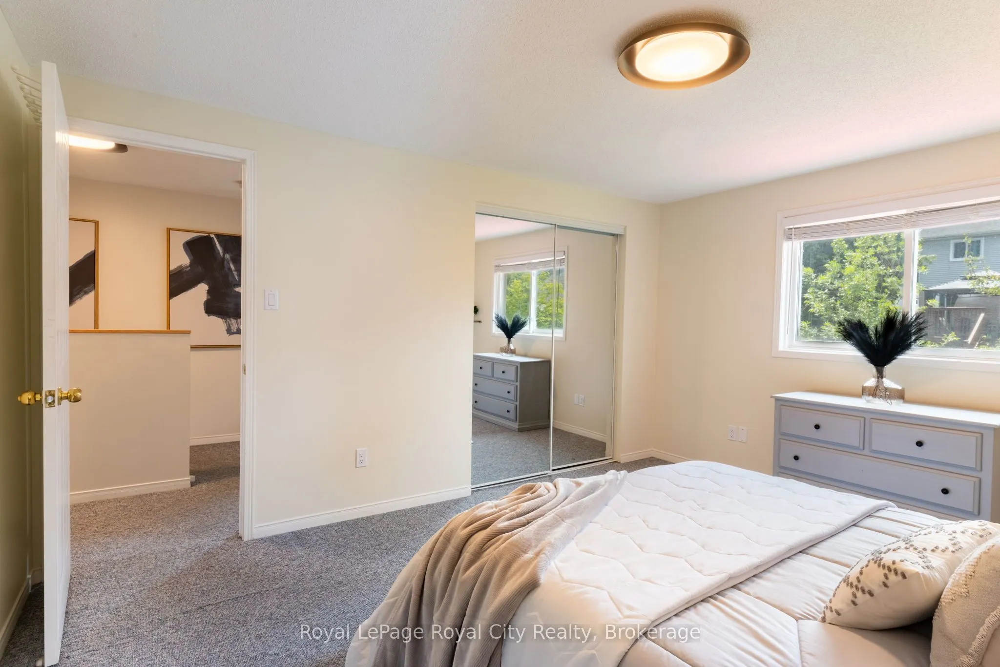245 Elmira Road S