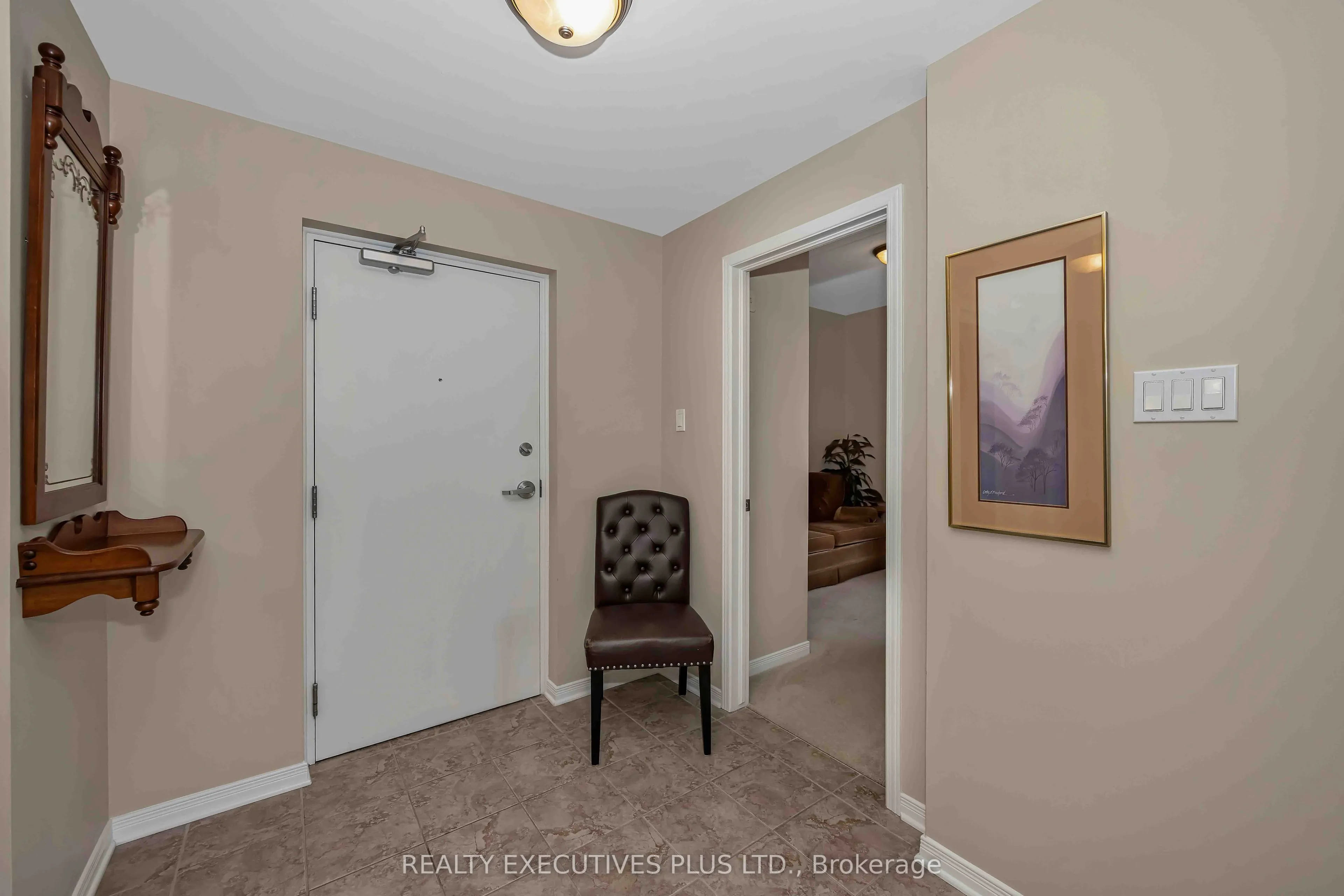 2376 Albert Street #103