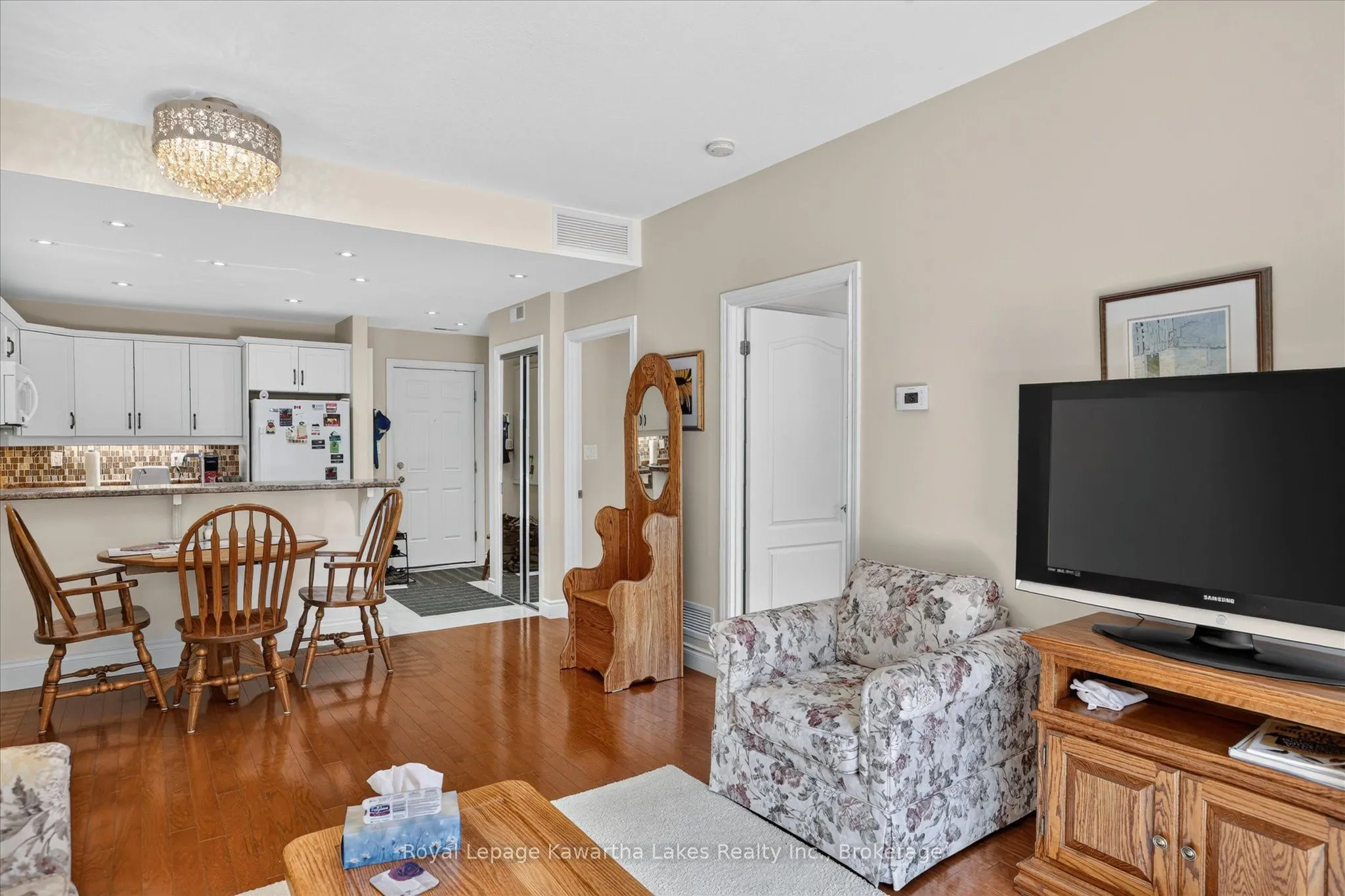 35 Green Arbour Way #7