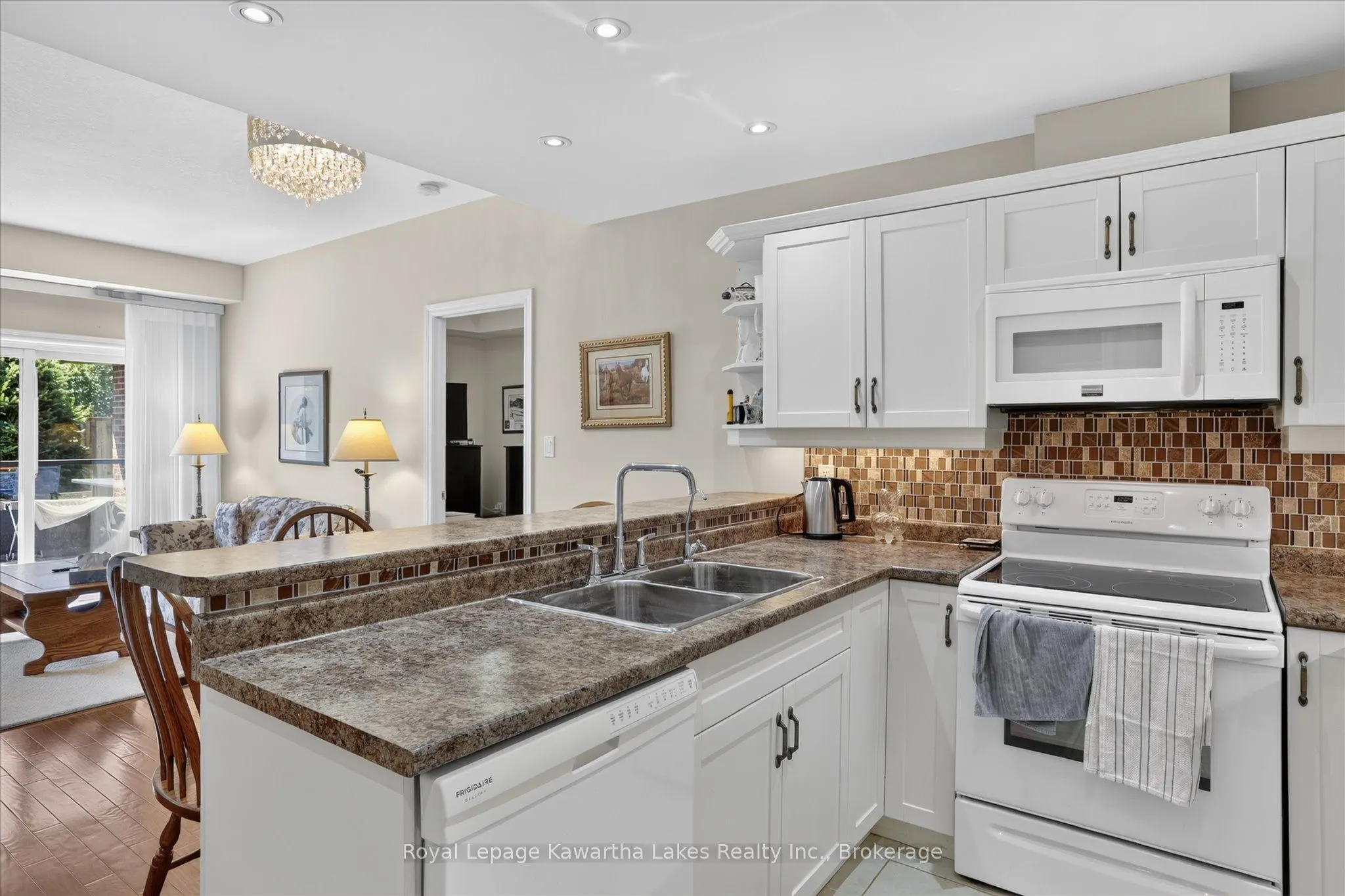 35 Green Arbour Way #7