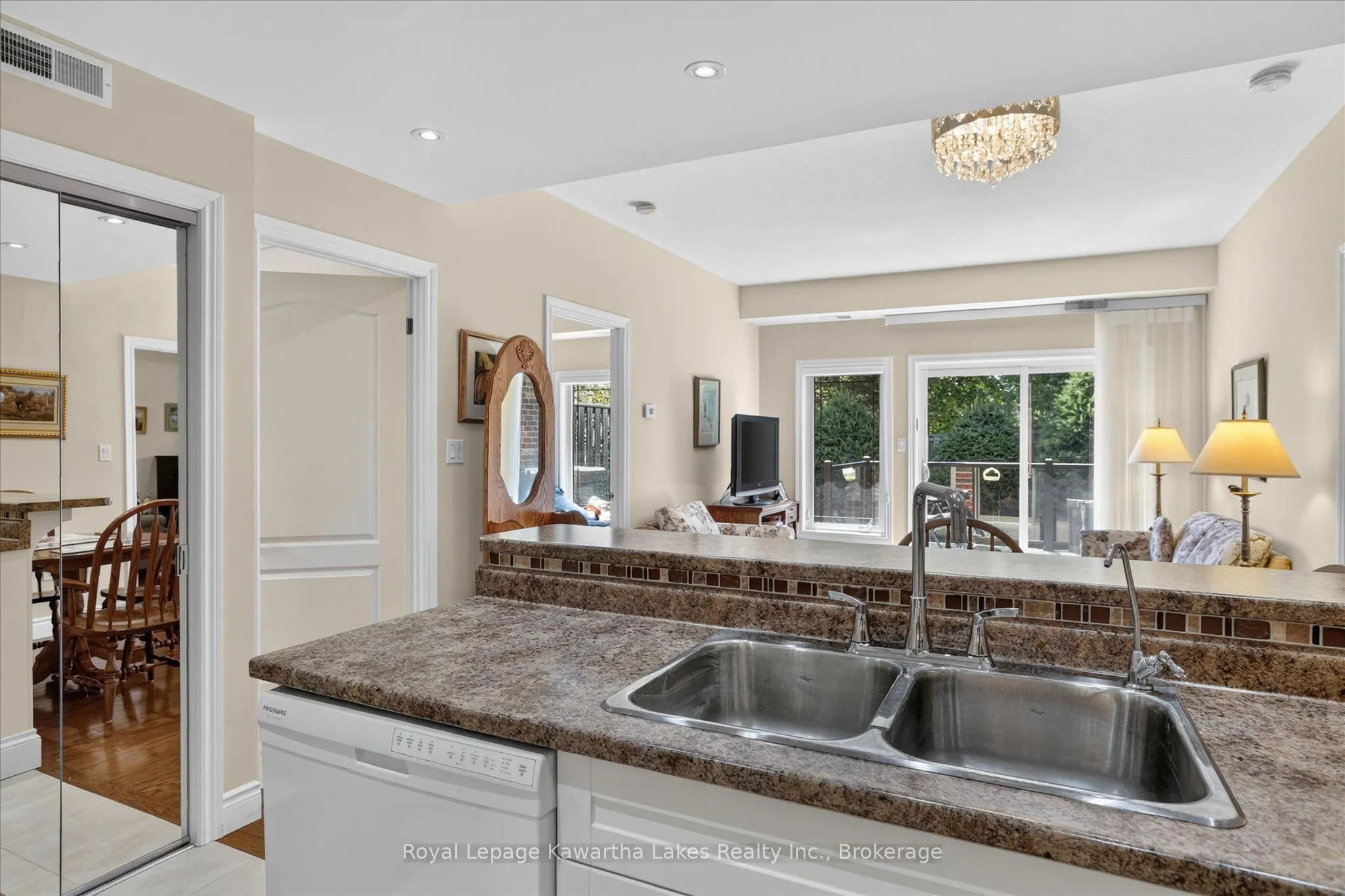 35 Green Arbour Way #7