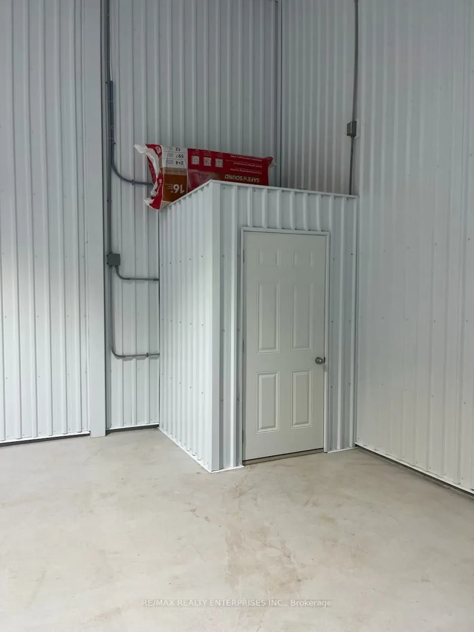 4992 Ninth Line #(Barn 2)