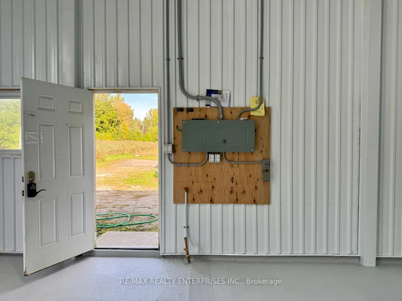 4992 Ninth Line #(Barn 2)