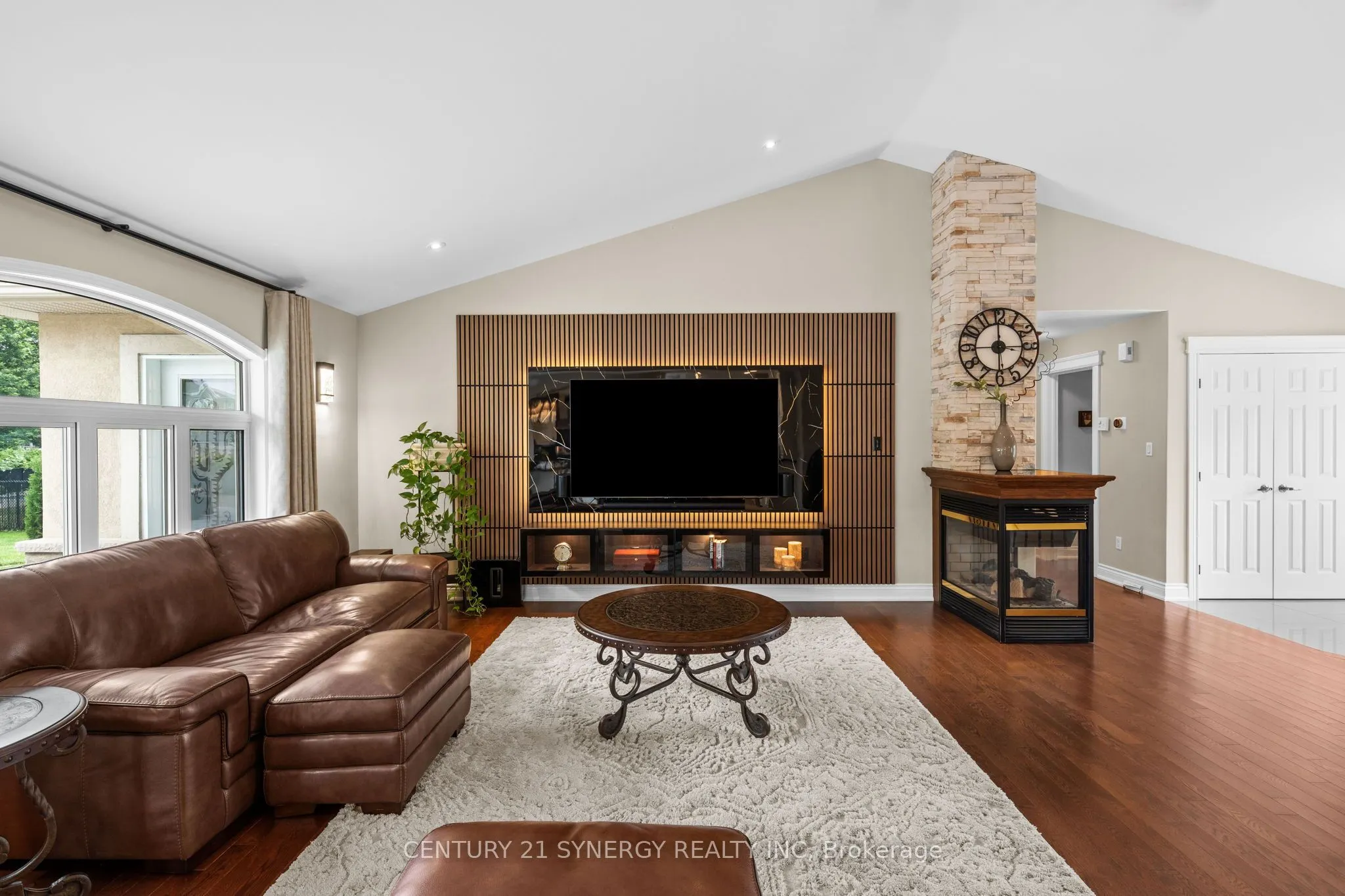 1302 Bankfield Road