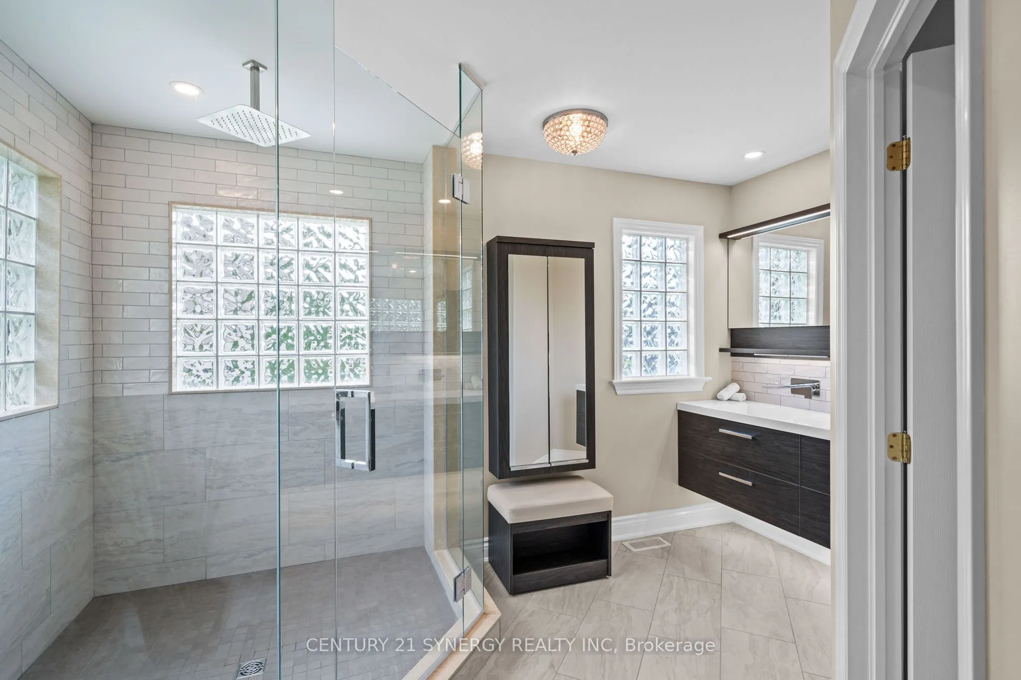 1302 Bankfield Road