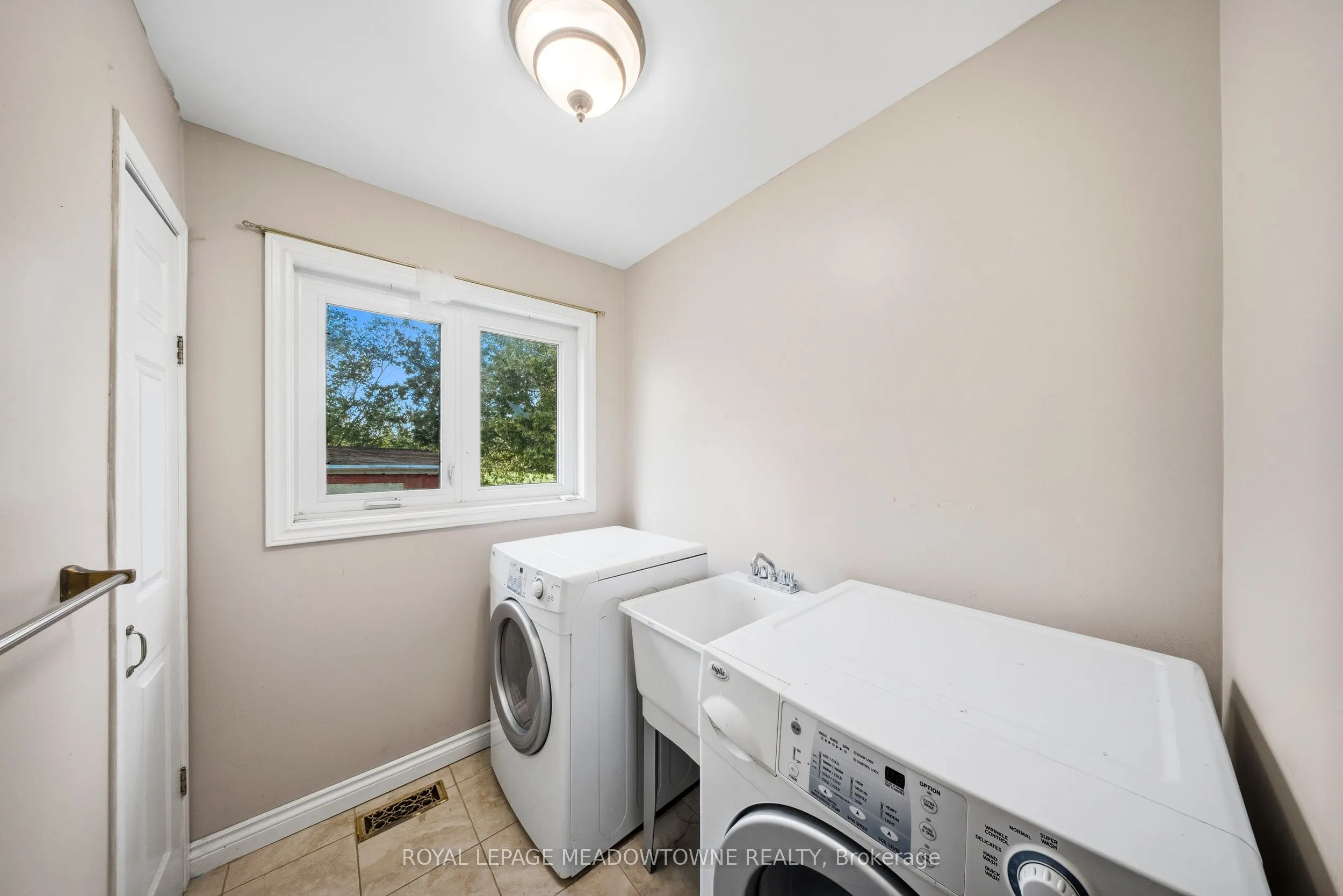9078 Wellington Rd 124
