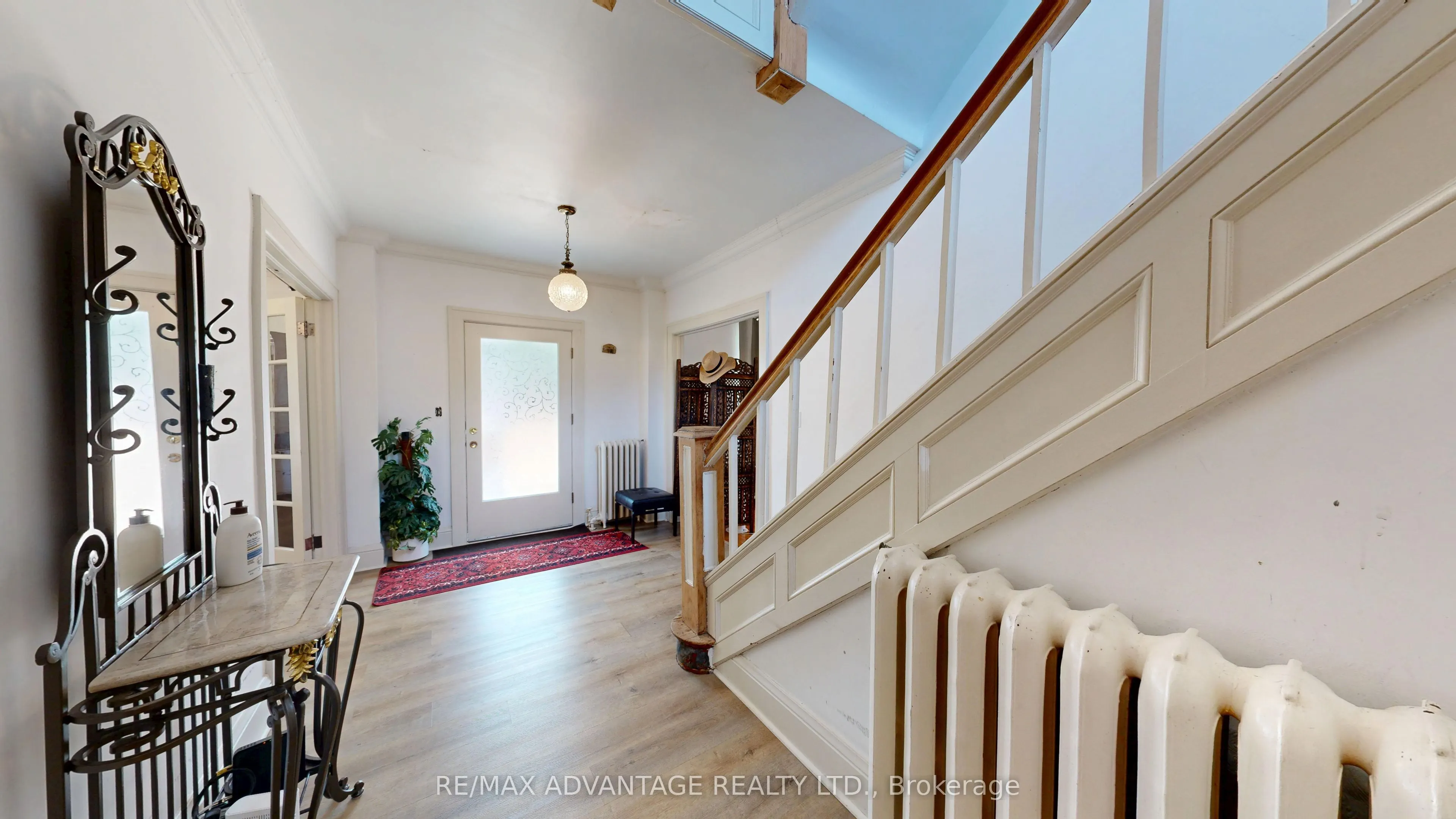 4 Farley Place