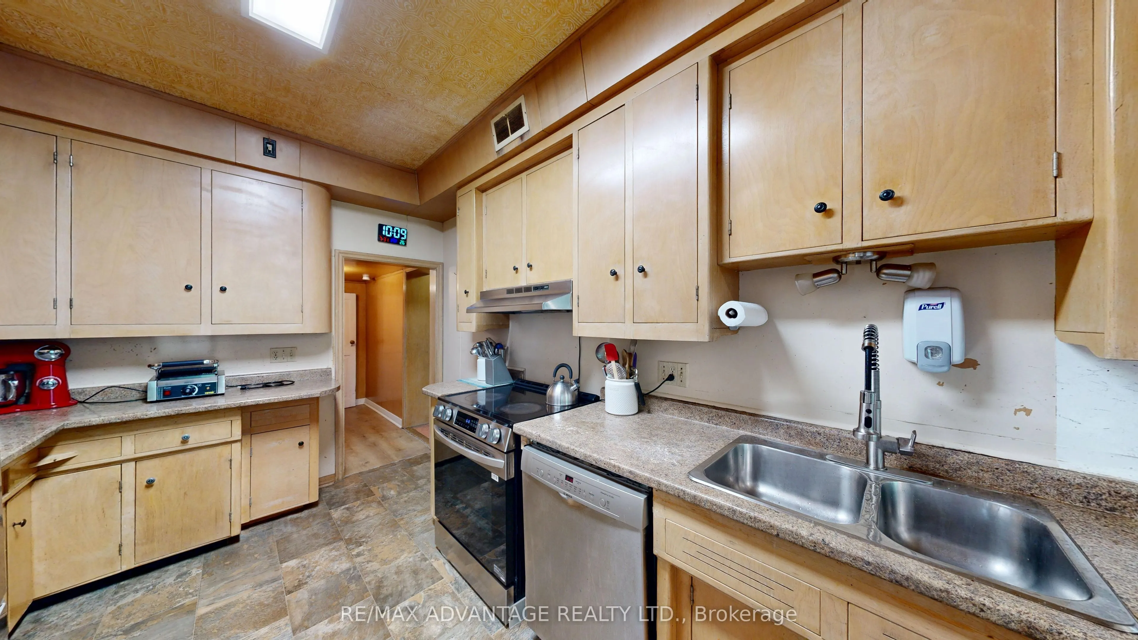 4 Farley Place