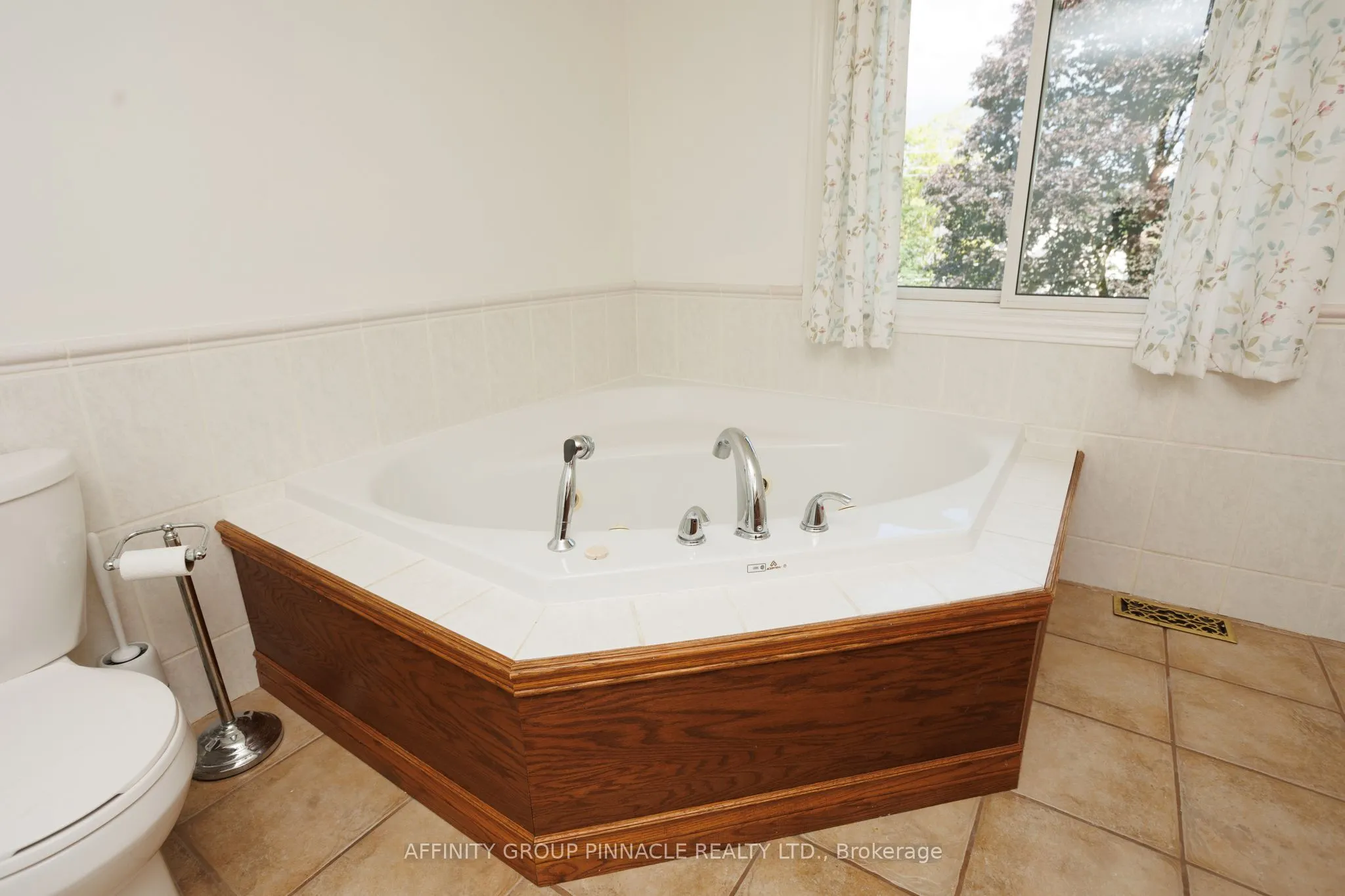 77 Sanderling Crescent