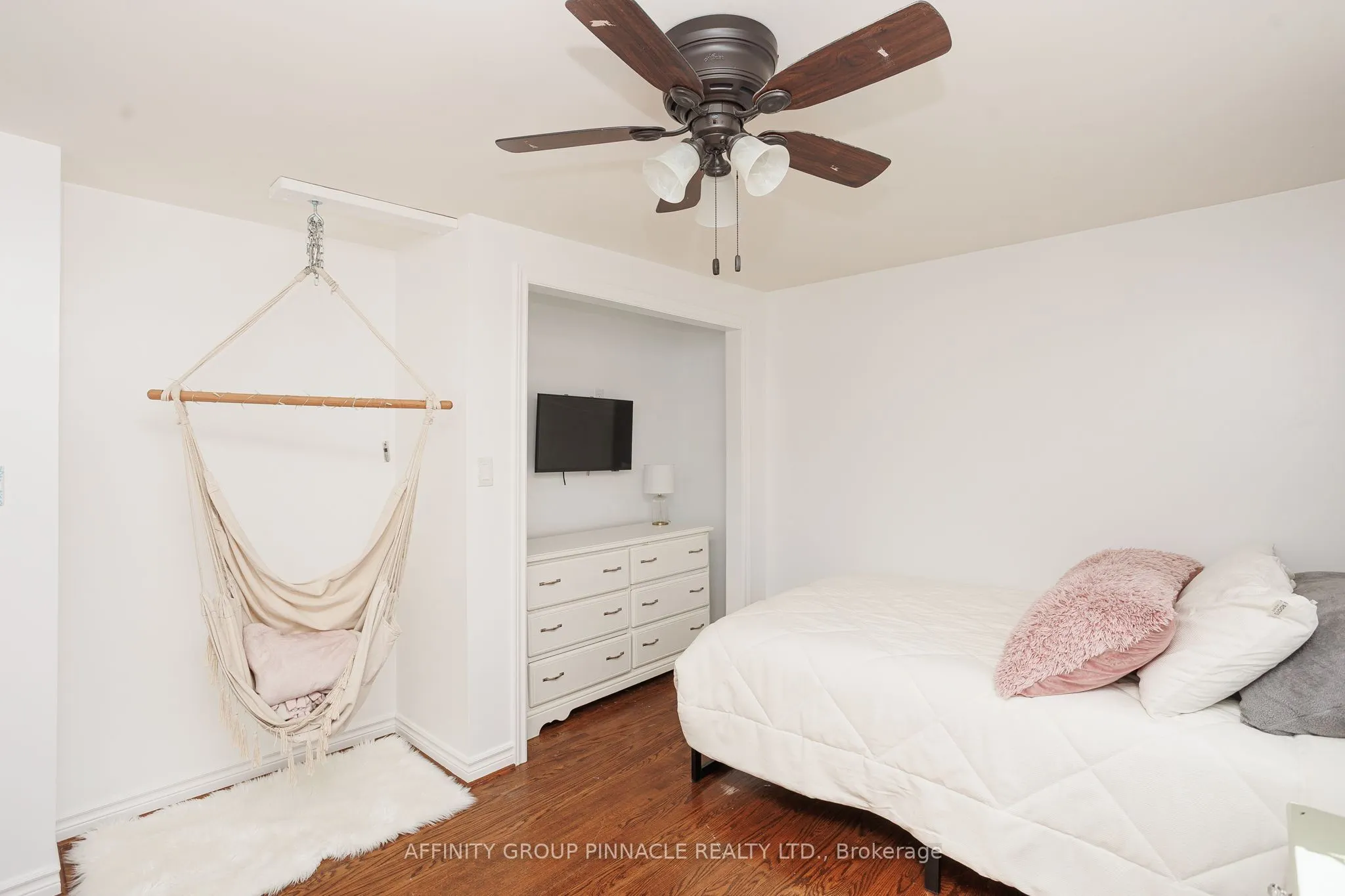 77 Sanderling Crescent