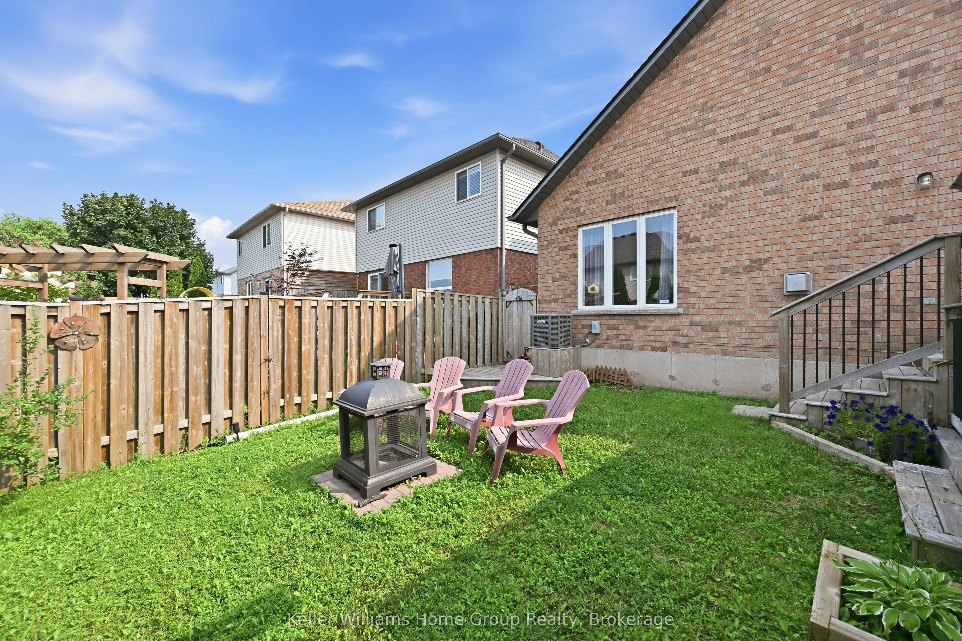 31 Vinifera Drive