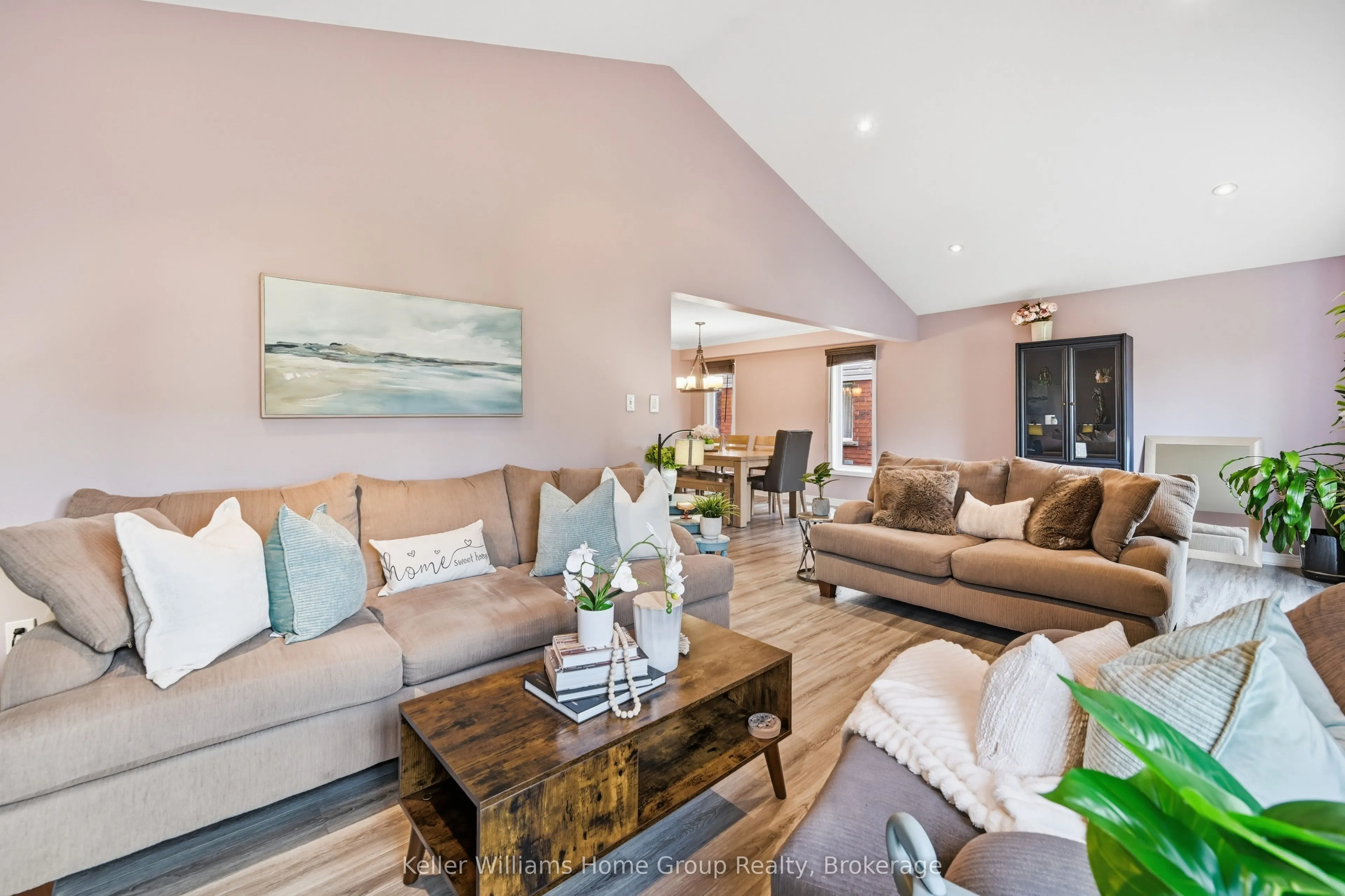 31 Vinifera Drive