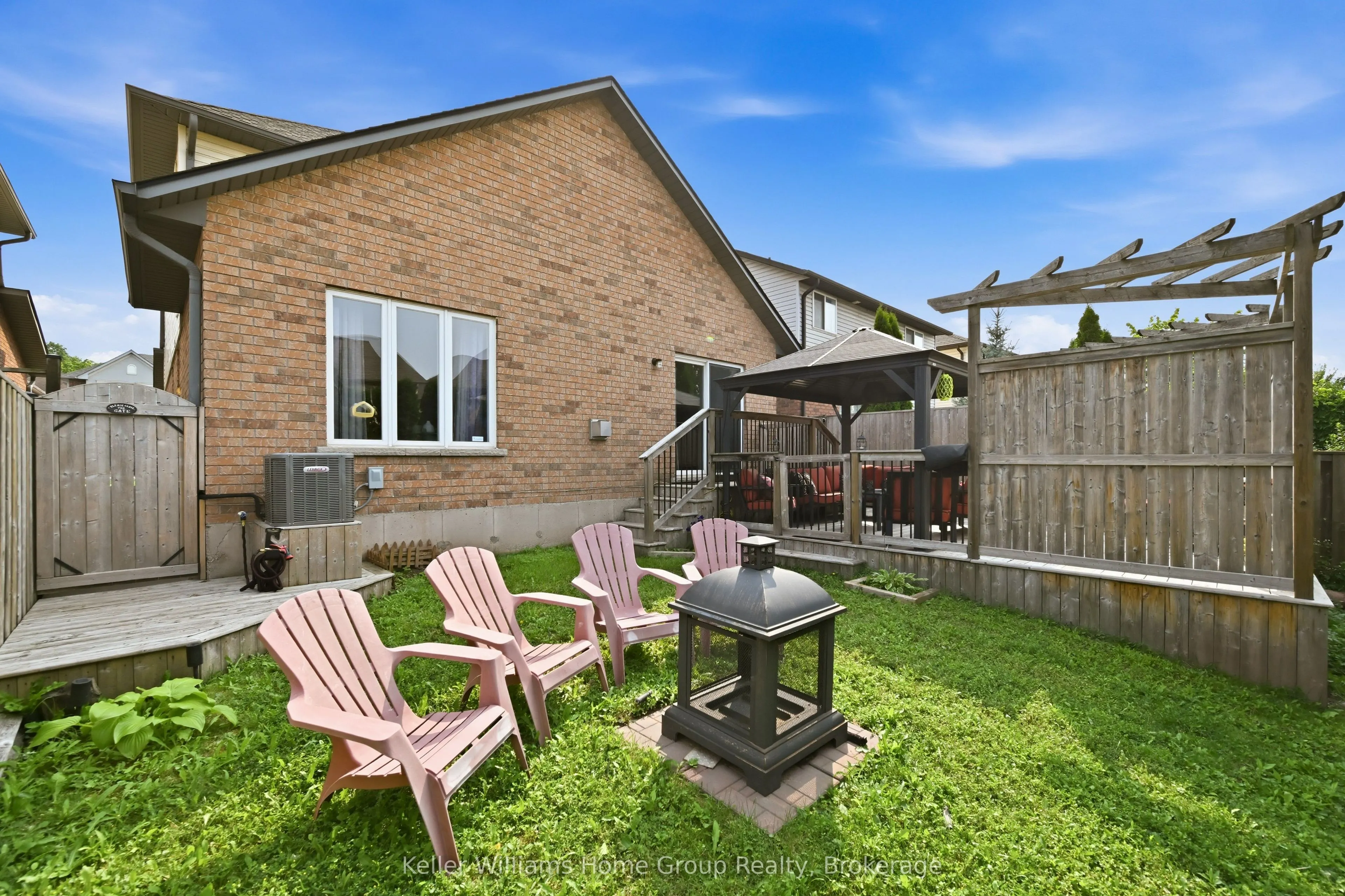 31 Vinifera Drive
