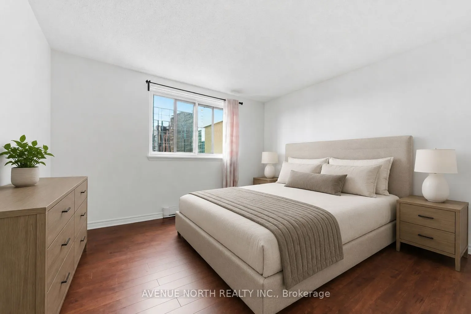 199 Kent Street #1409