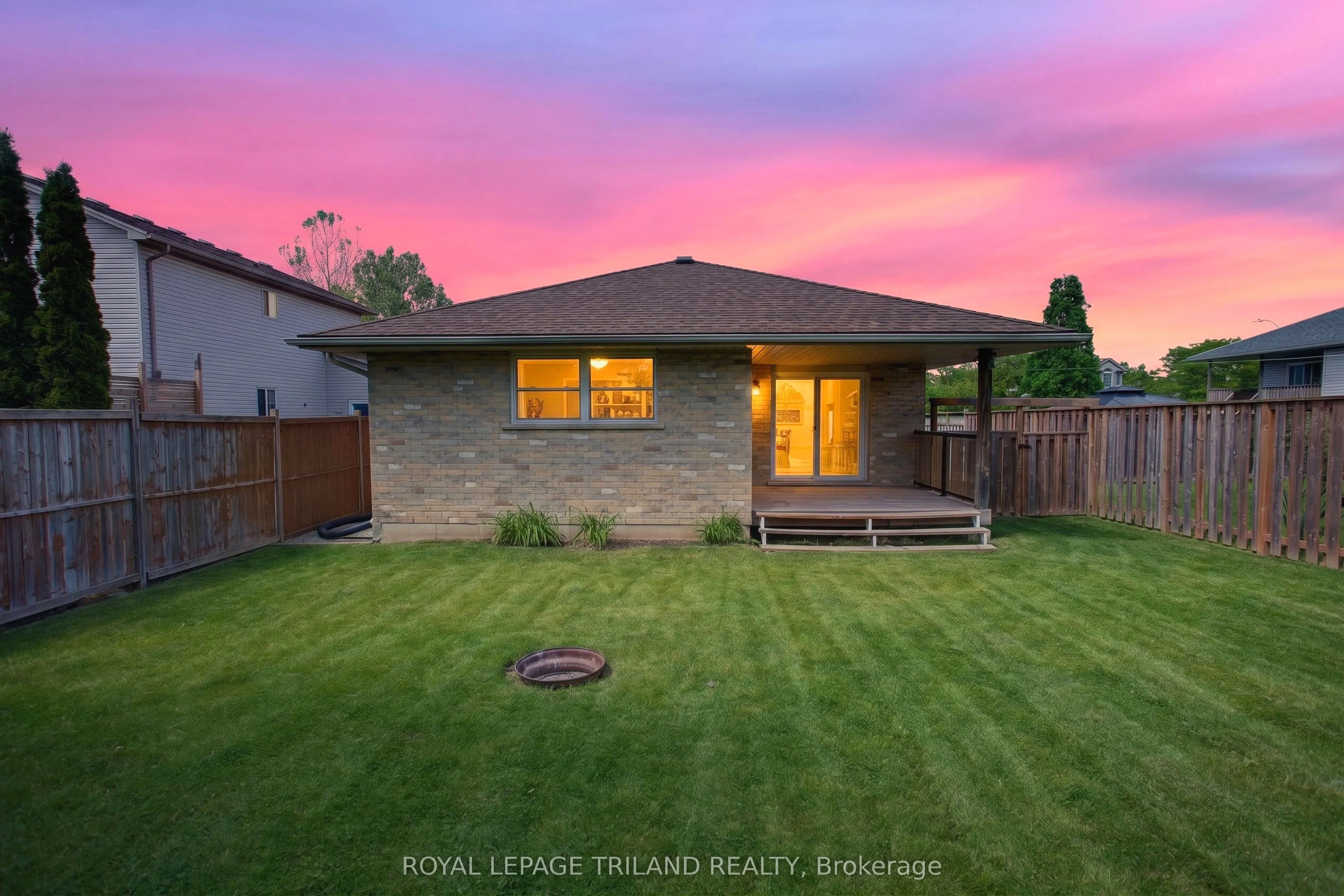 48 Cottonwood Drive