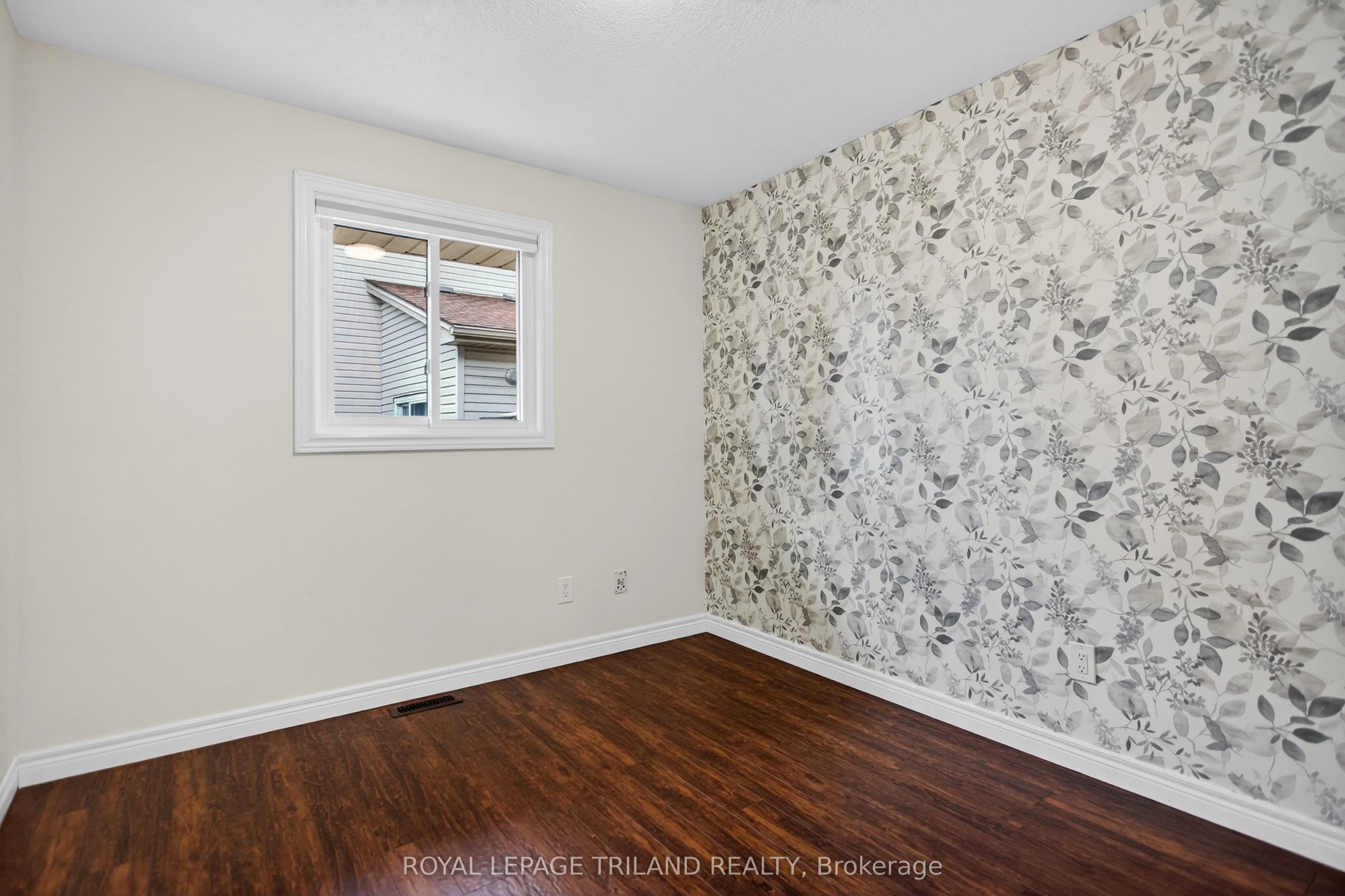 48 Cottonwood Drive