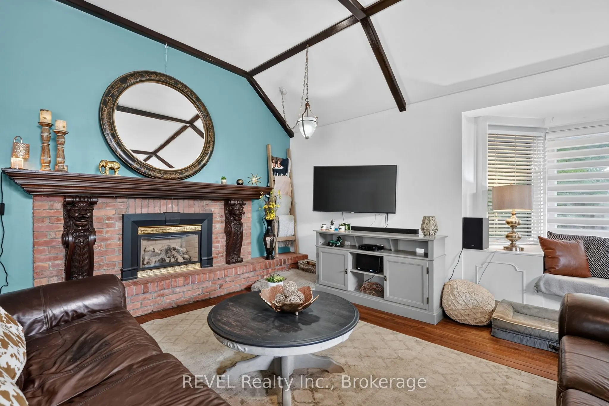 2631 THOMPSON Road