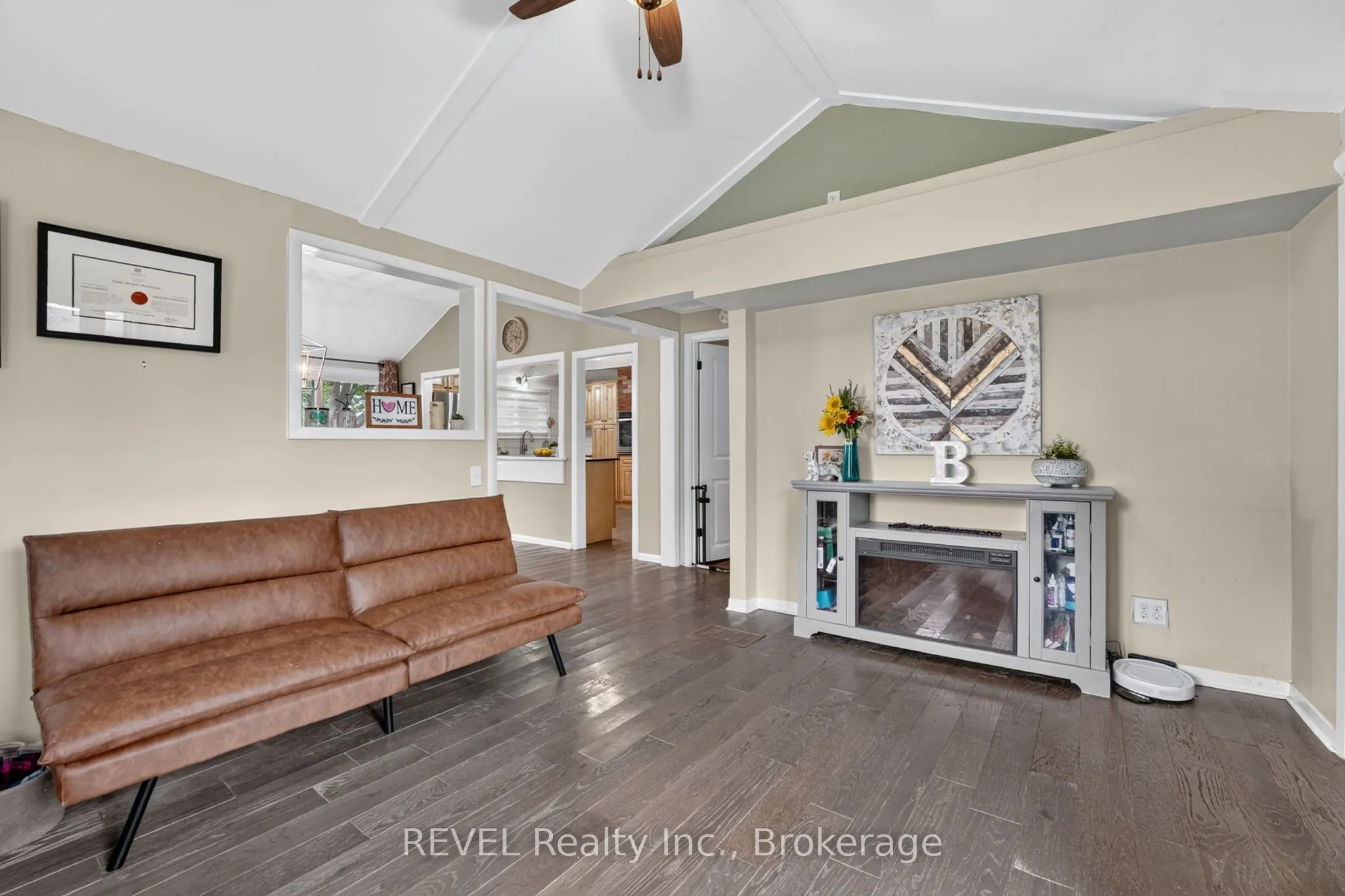 2631 THOMPSON Road
