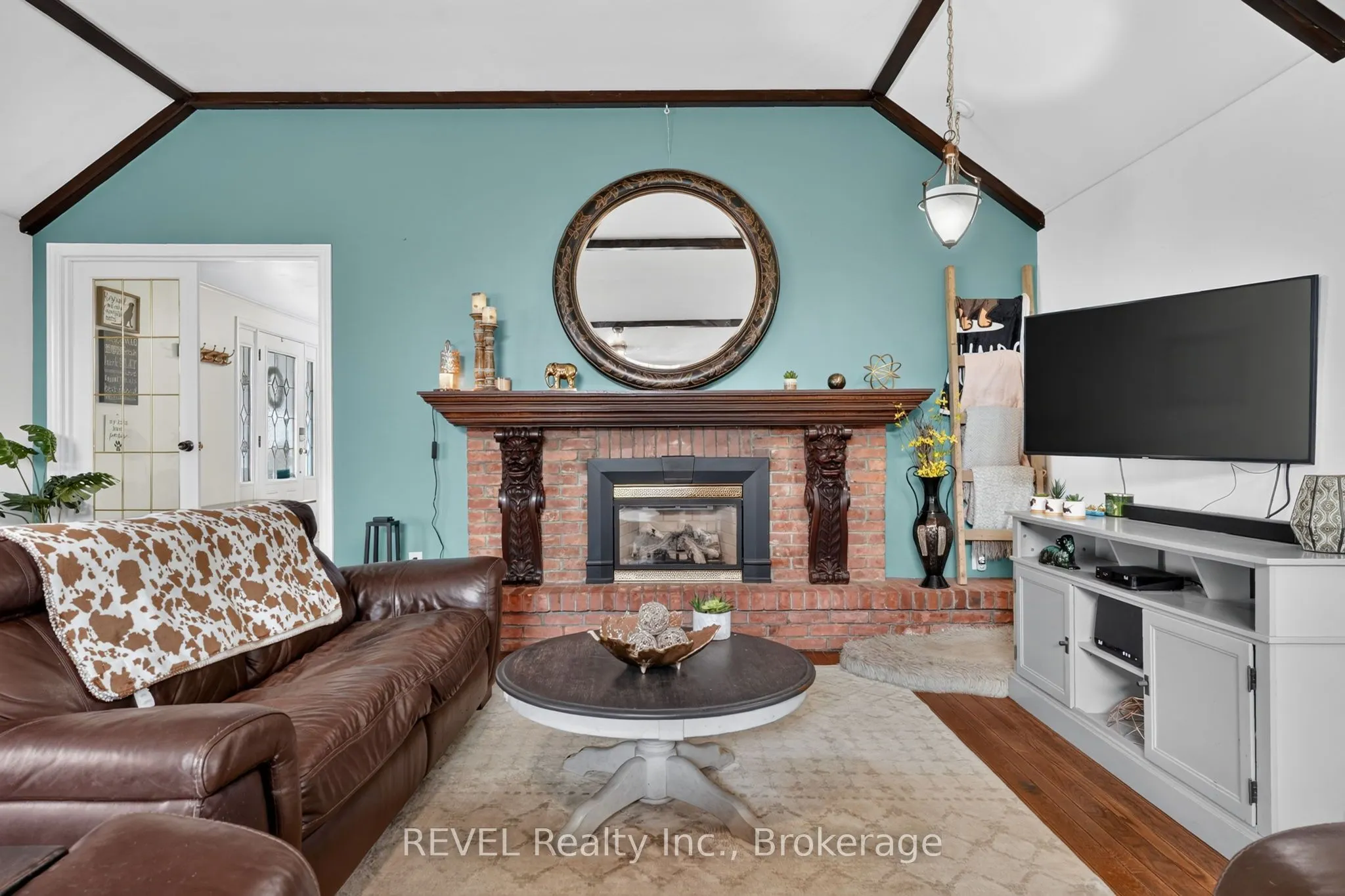 2631 THOMPSON Road