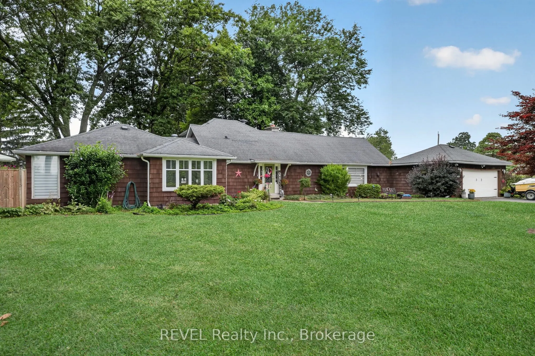 2631 THOMPSON Road